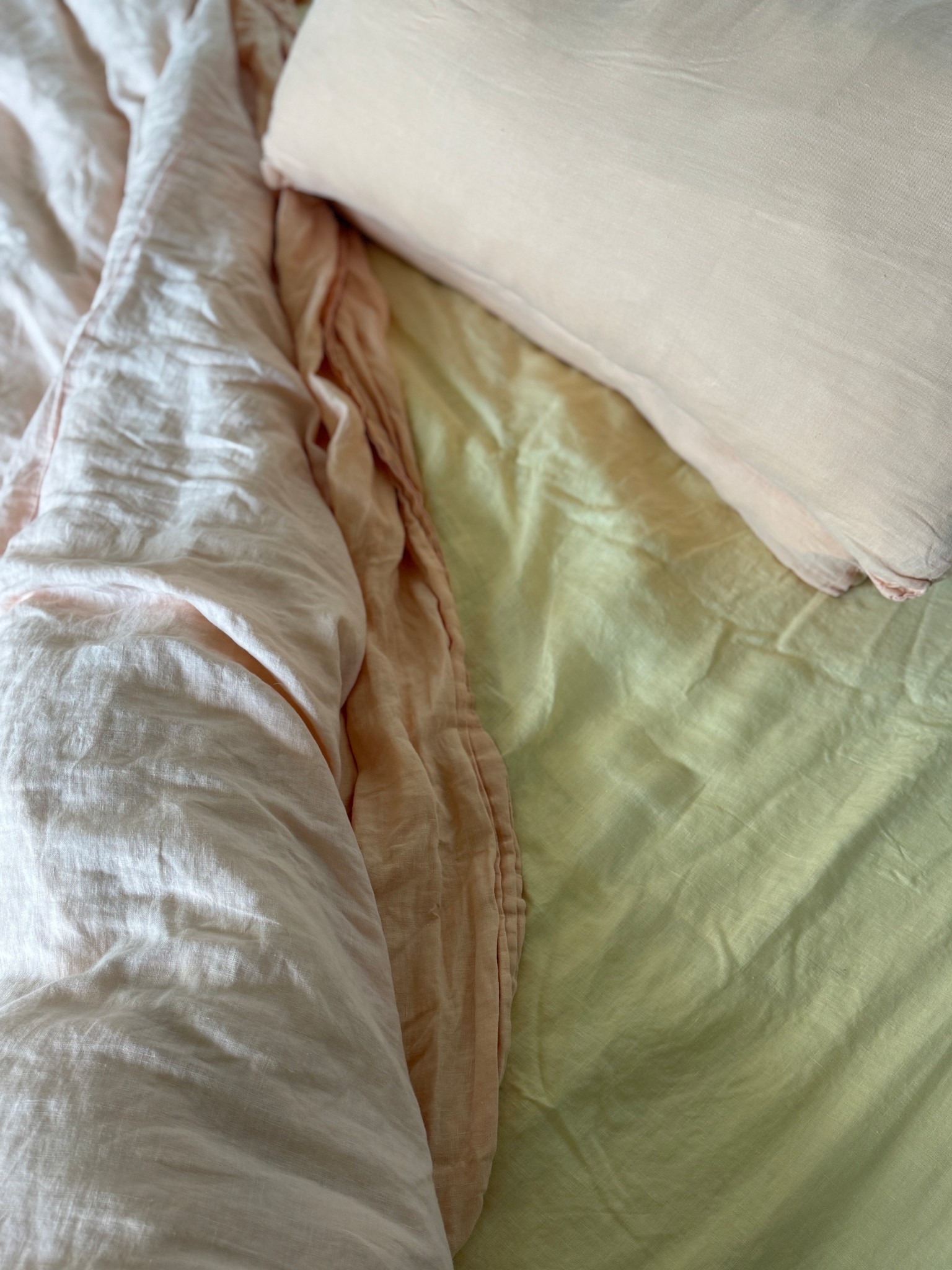 If you know me, you know that linen sheets are a non-negotiable in our home. 🛏️ 

I've always sourced our linens from Australia but I just tried "Bed Threads" in color Lemoncello and I have to say that they're totally gorgeous... 🍋 

You'll fall deeper in love with your linen sheets the more you wash them… It's a softness that even high thread count Egyptian cotton cannot compare to! ☁️

#bedthreads #linensheets #ecohome #waldorfmom #crunchymom #millennialmom

#LTKHome #LTKFamily #LTKKids