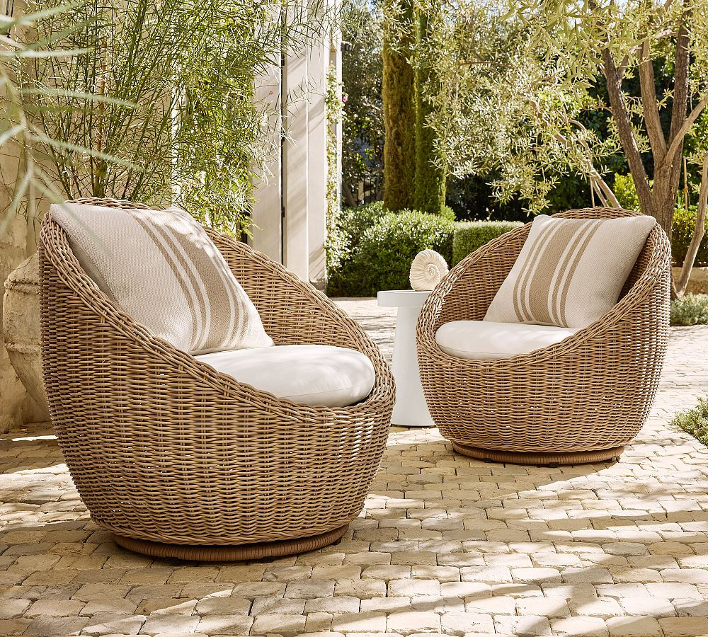 Huntington Petite Wicker Swivel Outdoor Papasan with Cushions | Pottery Barn (US)