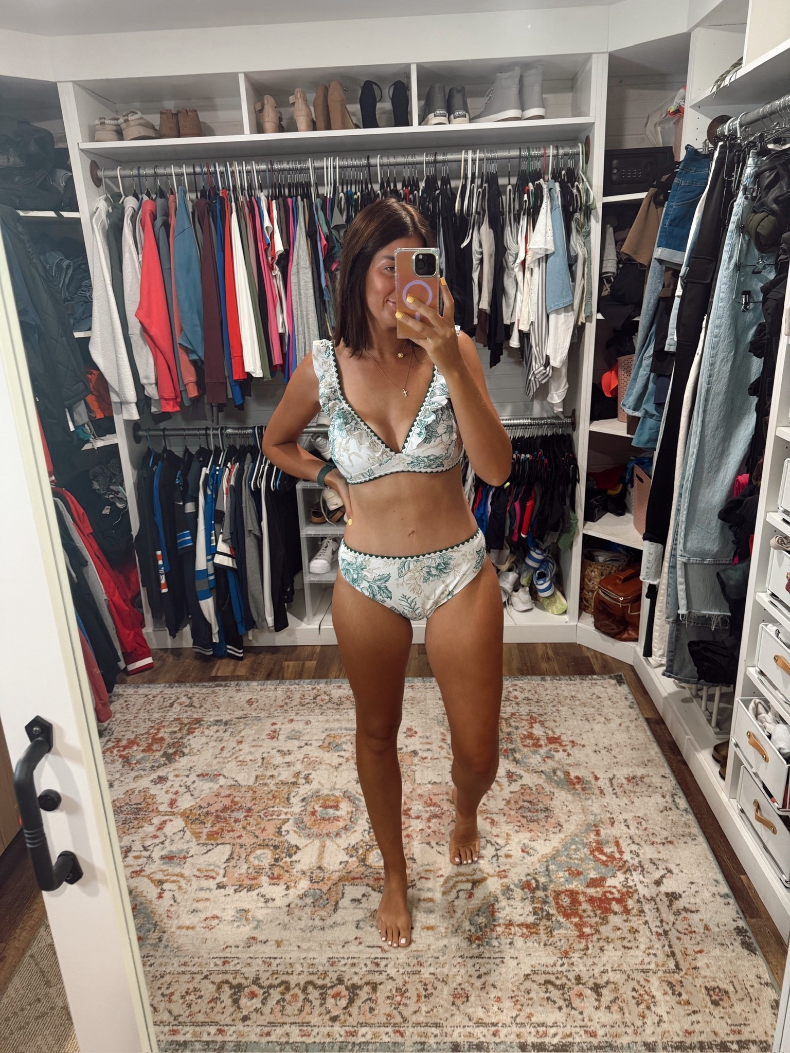 I’m 5’11 150 wearing a size large for reference Use code HYDE for 15% off on orders $65+ or 20% off on orders $109+.


#LTKSeasonal #LTKStyleTip #LTKFindsUnder50