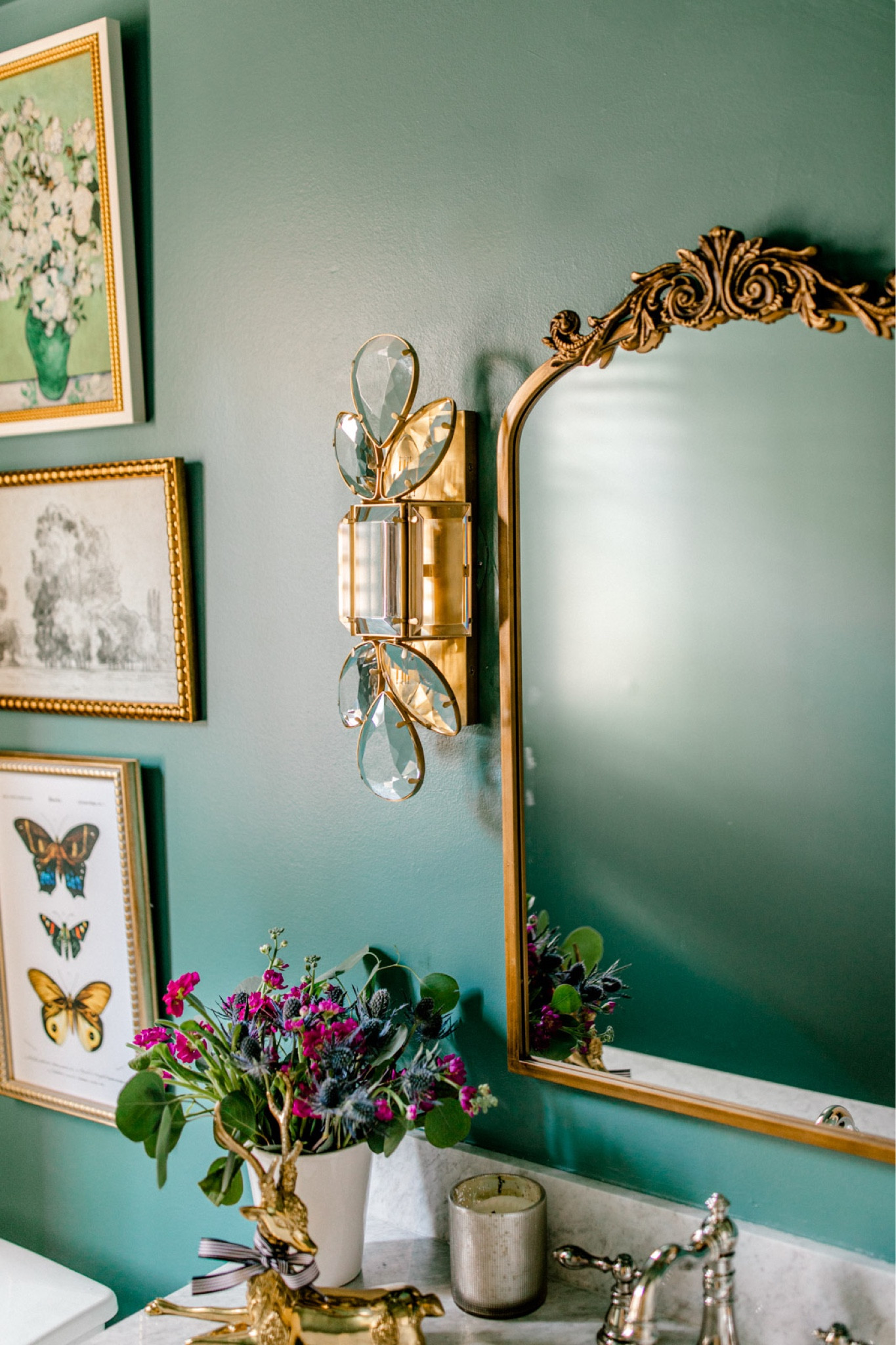 How spectacular are the Lloyd jeweled sconce from the kate spade new york lighting collection available through @CircaLighting!? AD I knew the moment I saw them that they needed to be front and center in my powder bath. I am so excited that everyone who steps in my home will see these gorgeous pieces #circalightingpartner 

Lighting is an investment and will transform a room. It truly is the “jewelry” of your home!

Description: Large Gold Crystal Sconces, designer sconces, beautiful lighting, bathroom lighting, vanity lighting, kate spade, visual comfort lighting

#circalighting #experiencevisualcomfort #designerlighting #interiordesign #homedecor #liketkit #katespadeny

#LTKhome #LTKstyletip