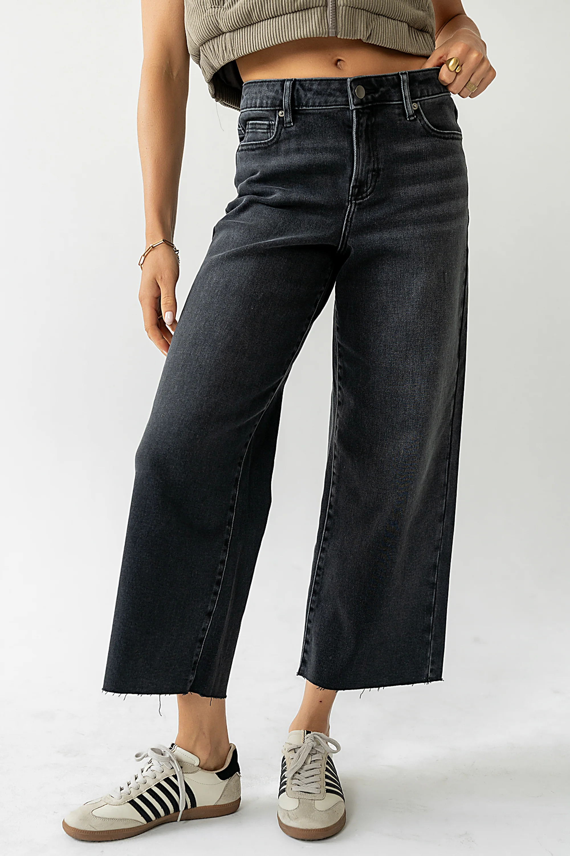 Colette Wide Leg Jeans in Faded Black | Böhme US