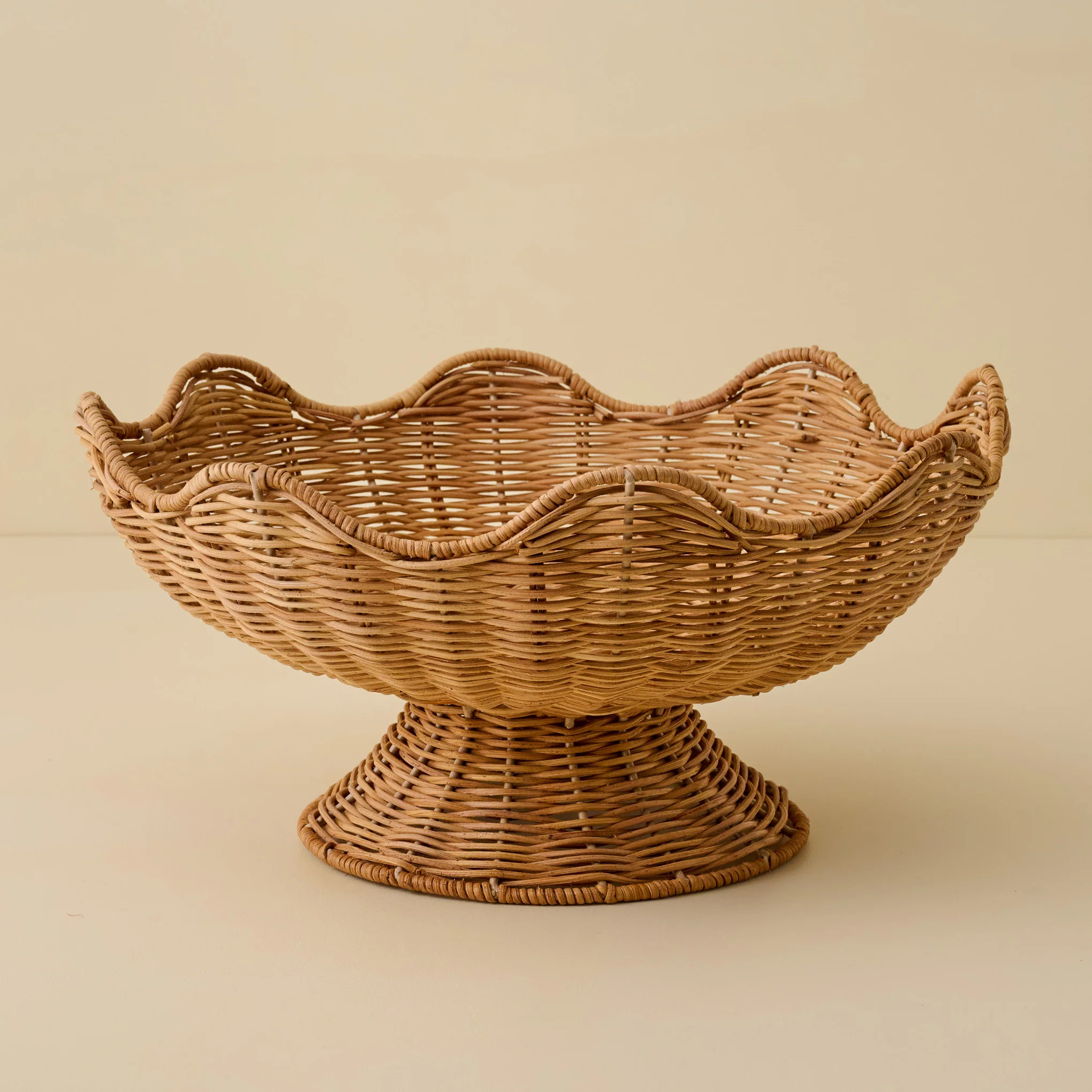 Rattan Scallop Bowl | Magnolia