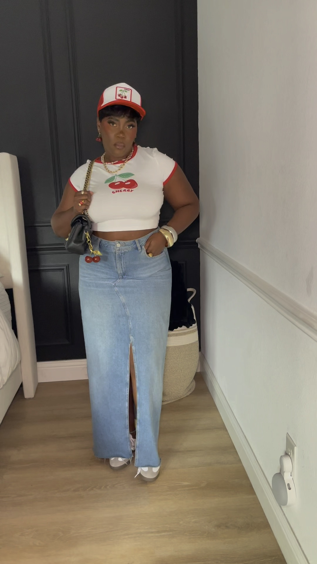 Cherry bomb 🍒💋

#LTKMidsize #LTKU #LTKStyleTip