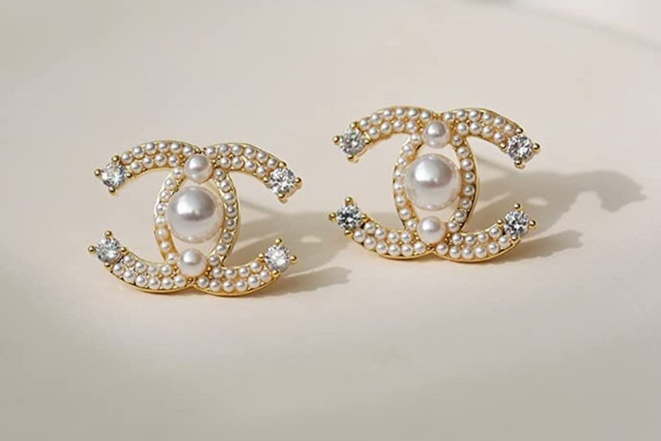 Gold jewelry, gold earrings, stud earring, Chanel earrings, Chanel dupe, pearl earrings, amazon, summer dress, summer outfit, spring dress, spring outfit, spring break, country concert, women’s jewelry, trending jewelry 

#LTKFestival #LTKFind #LTKU