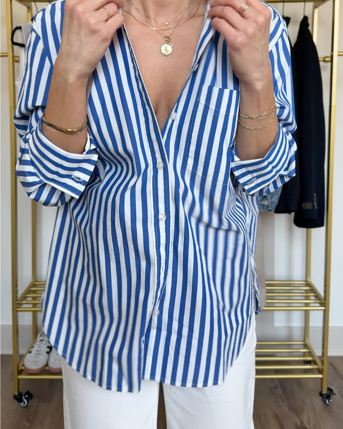 Wearing sized down one in xs

#LTKSeasonal #LTKOver40