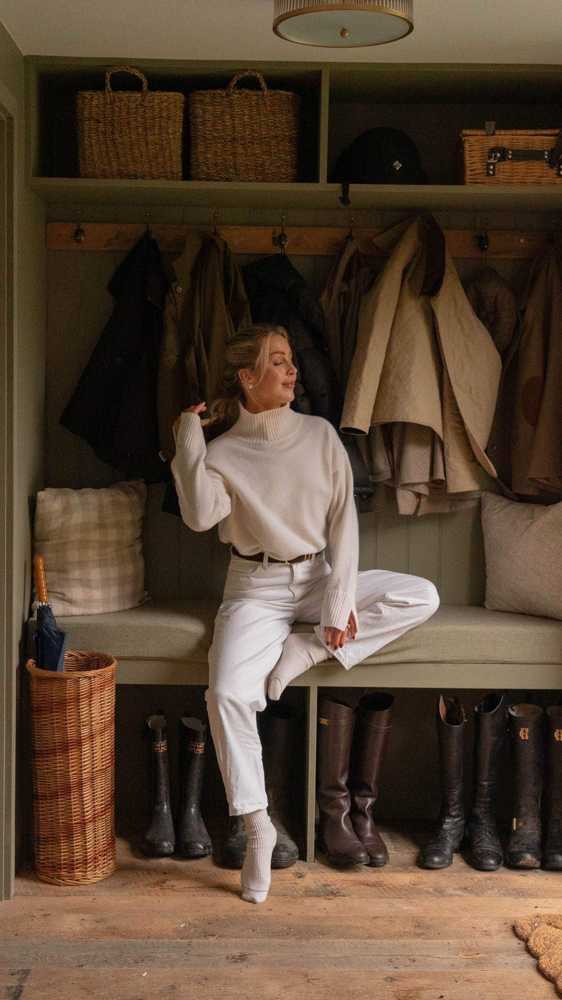 Cosy outfit, Lily Silk jumper, cos jeans, neutrals, cream outfit, layering, countryside outfit, casual outfit, winter fashion 
 

#LTKwinter #LTKuk #LTKstyletip