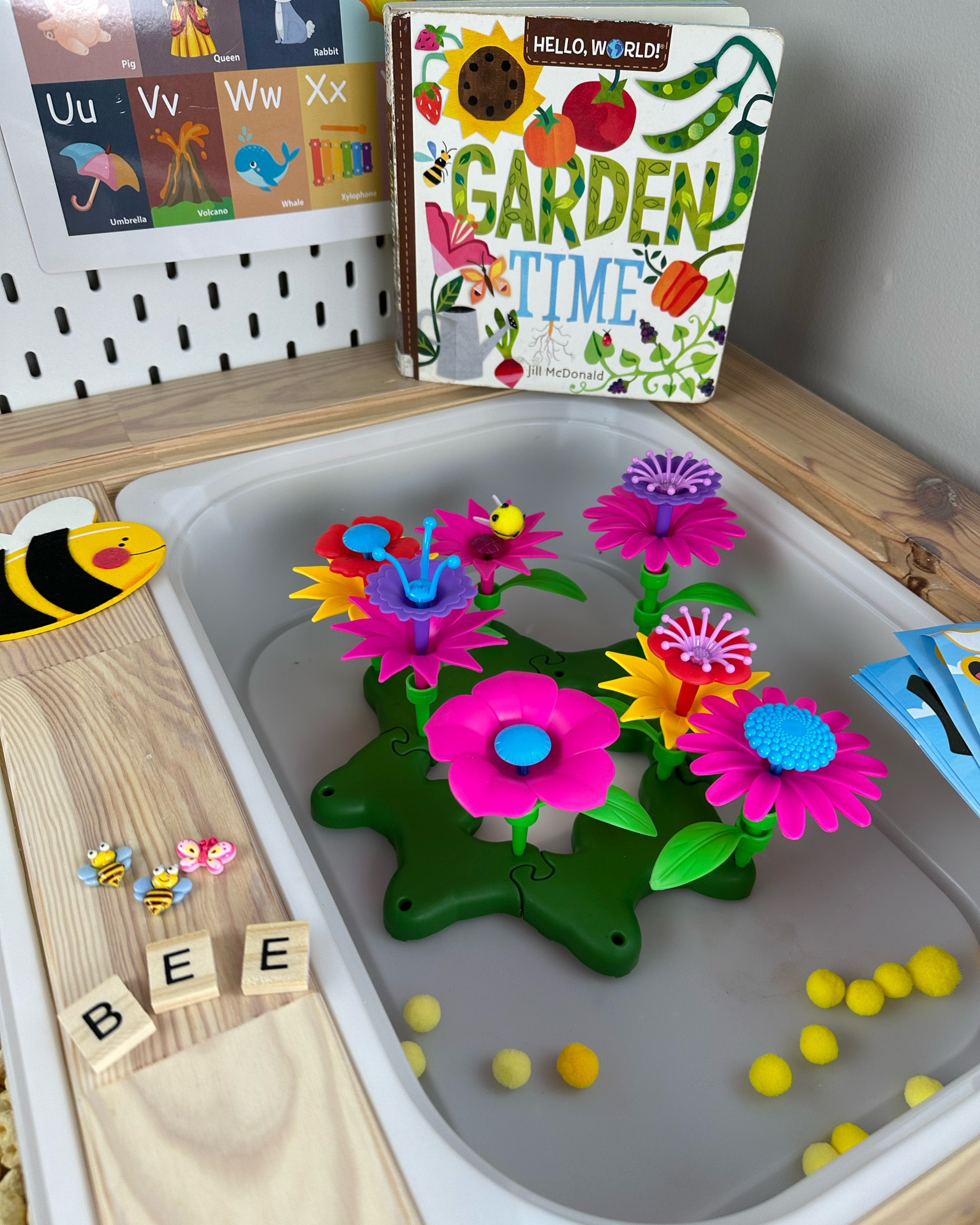 This flower set is so fun and engaging! 🌸🐝🌸

#LTKFamily #LTKKids #LTKSeasonal