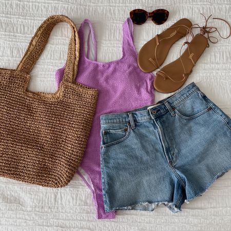 Amazon swimsuit

Vacation outfit, beach, outfit, pull outfit, mom, swimsuit, one piece swimsuit, Amazon find, spring outfit, summer outfit 

#LTKfindsunder100 #LTKSeasonal #LTKstyletip