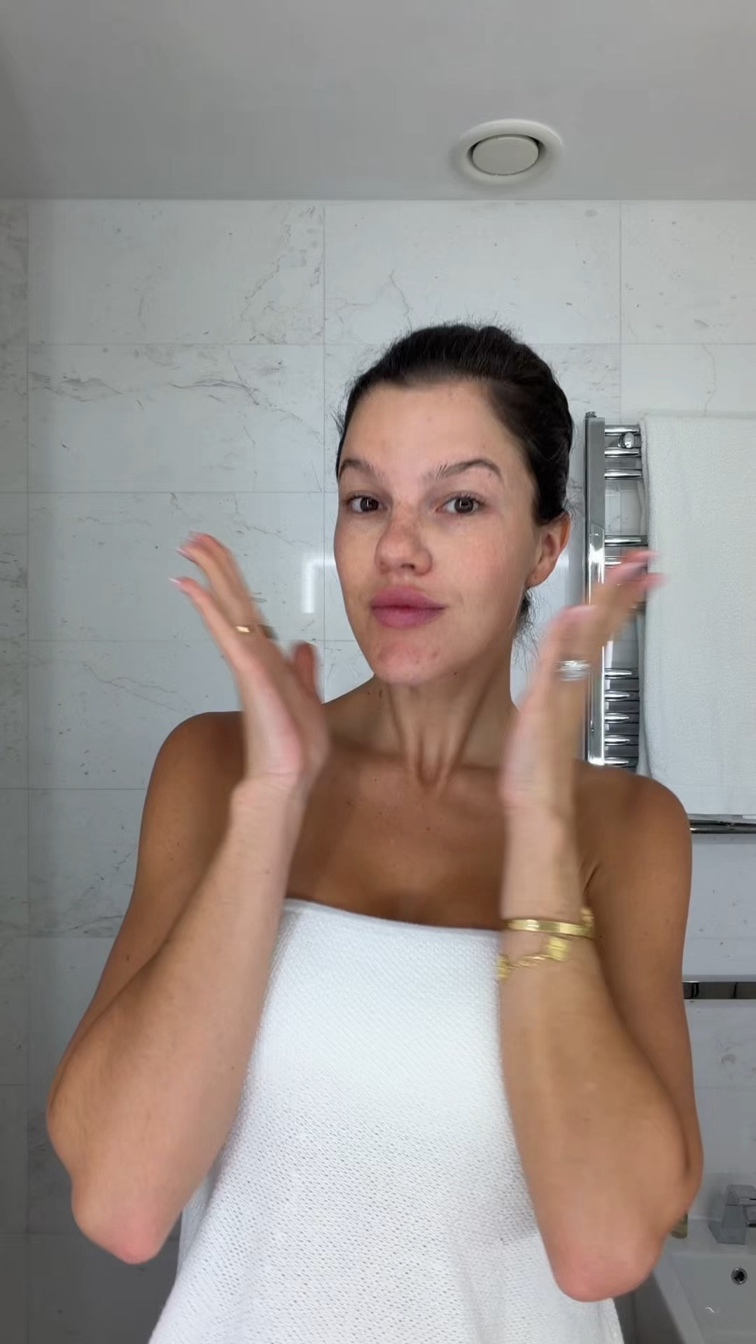 Get ready with me for a day in Europe! #makeup

Smashbox primer 
Color science spf (I mix my flex shade and bronze shade since I’m inbetween right now). 
Maxine’s French concealer 
Anisa Beauty Brushes 10/10 recommend!
Bronzer is CT, and it may be discontinued so I’ll link another one I like just in case! 
Nose contour is Vanity Makeup (they’re not on ltk) 
Dibs powder (great for smoothing and brightening)

#LTKgrwm #LTKootd