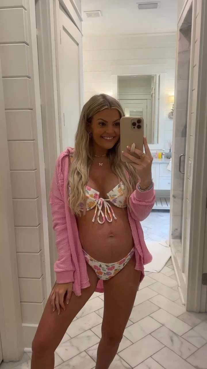 What I wore to the beach today! (wearing a medium in the bikini)
electric picks code: JESS20
Bump friendly swim, bikini, for love and lemons, swimsuits, beach essentials, beach outfits, beach vacation, beach cover up

#LTKbump #LTKtravel #LTKswim