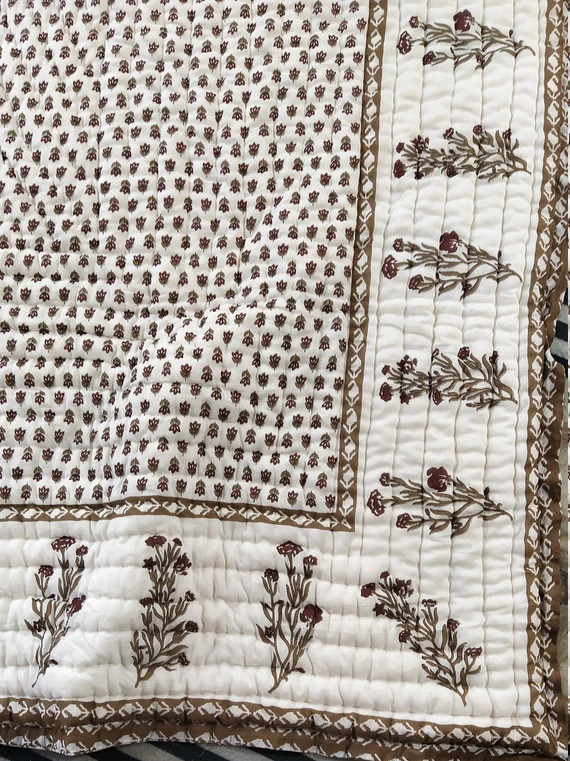 Reversible Handmade Quilt Floral Printsoft Quality Winter | Etsy | Etsy (US)