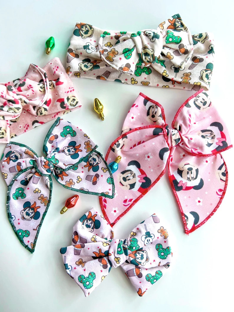 Mouse Christmas Minnie Mouse Bows/toddler/baby Girl/green/wreaths/candy Canes/disneyland/disney W... | Etsy (US)