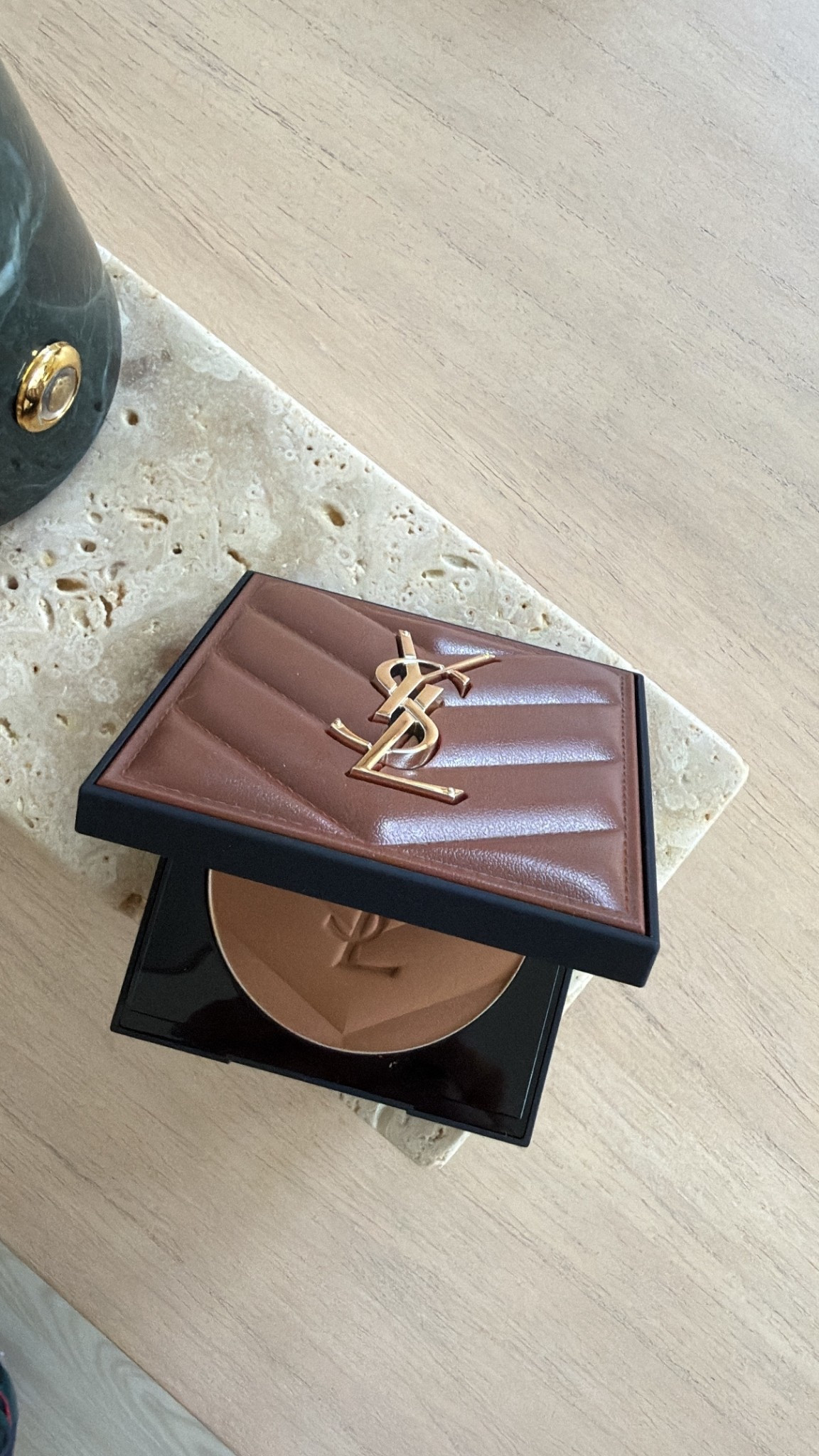 Bronzer 🤌🏼
Shade: 3 medina

#LTKBeauty #LTKmomlife #LTKselfcare