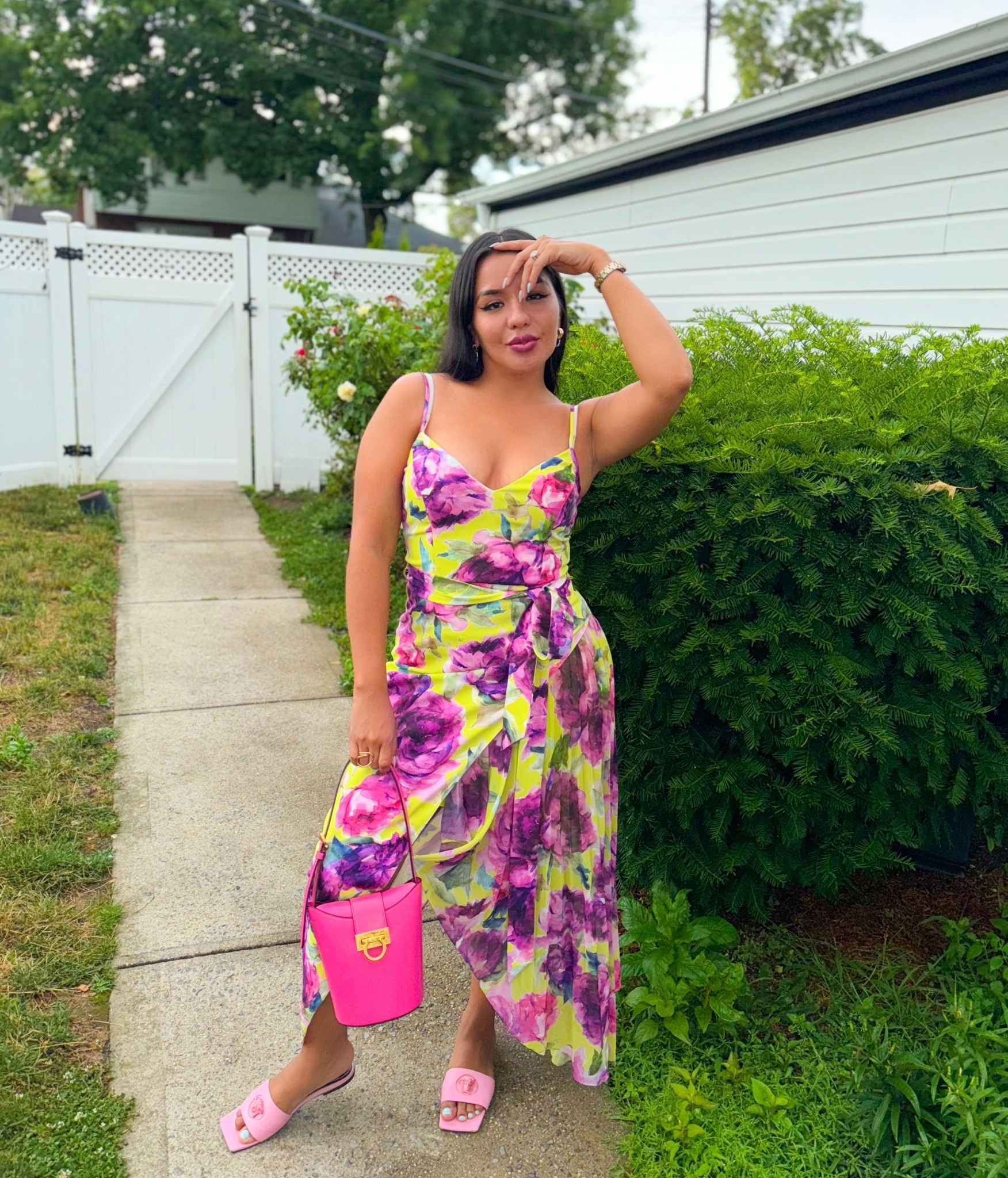 True to size. Wearing a medium. Perfect for the summer 

#LTKValentine #LTKgrwm #LTKdayinmylife