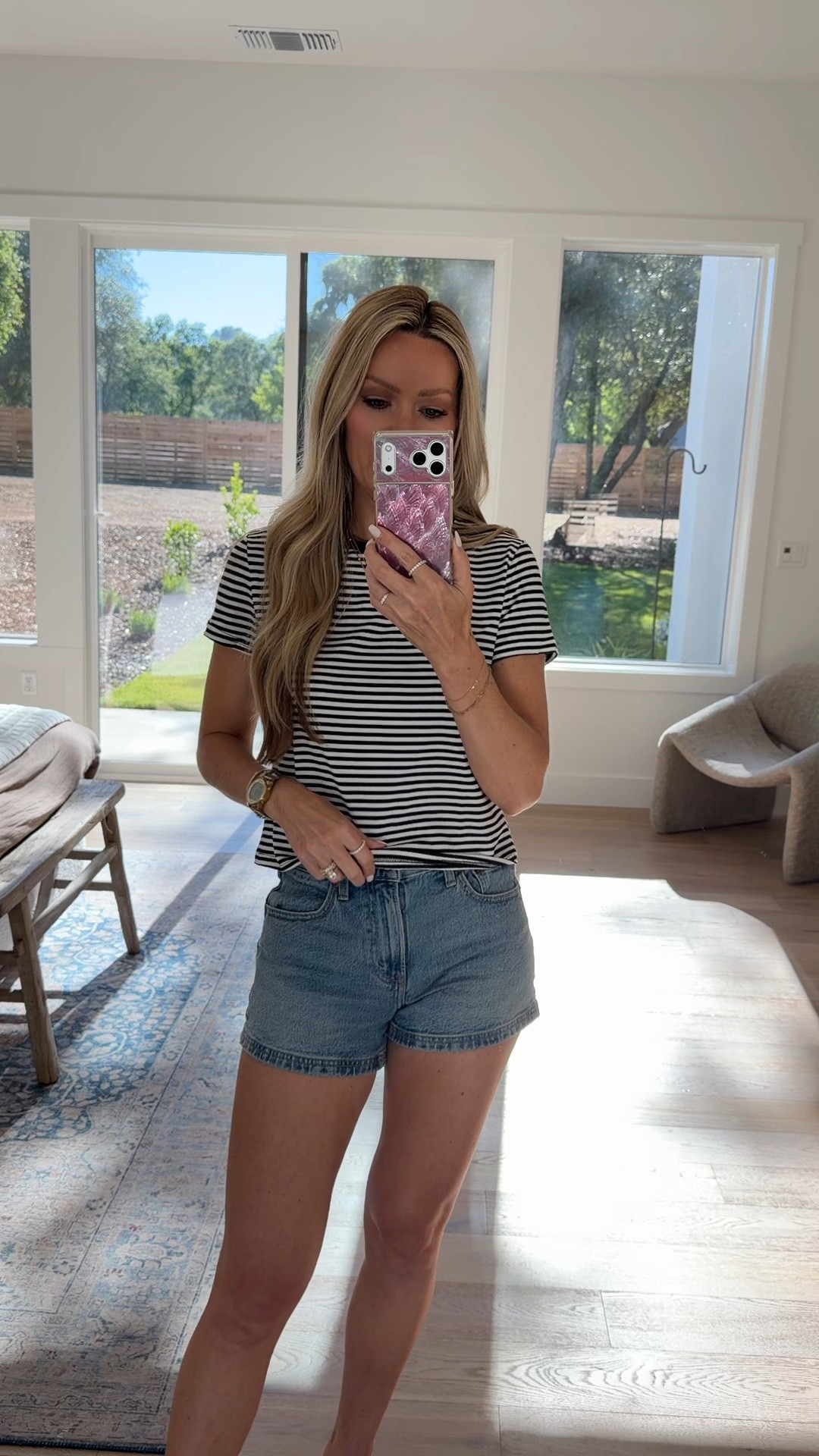 My favorite Amazon tee size small

Jean shorts are 20% off wearing 25