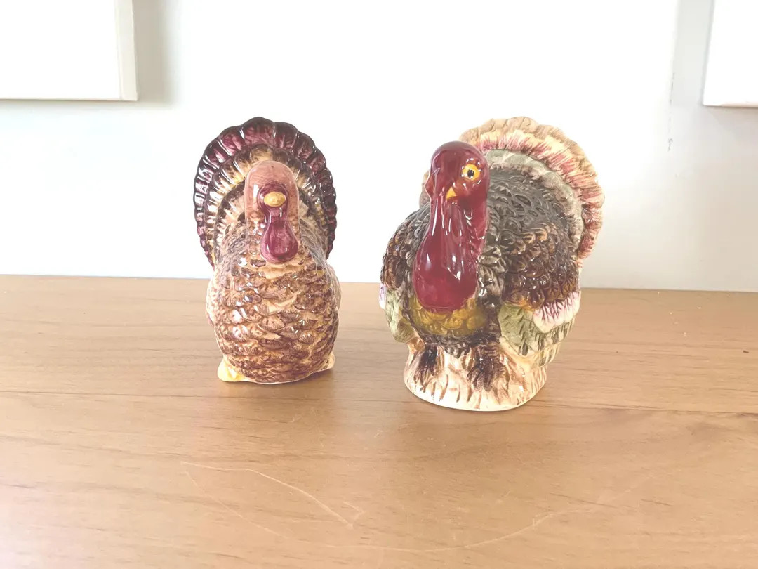Vintage Turkey Salt and Pepper Shakers, Farmhouse, Chipped - Etsy | Etsy (US)