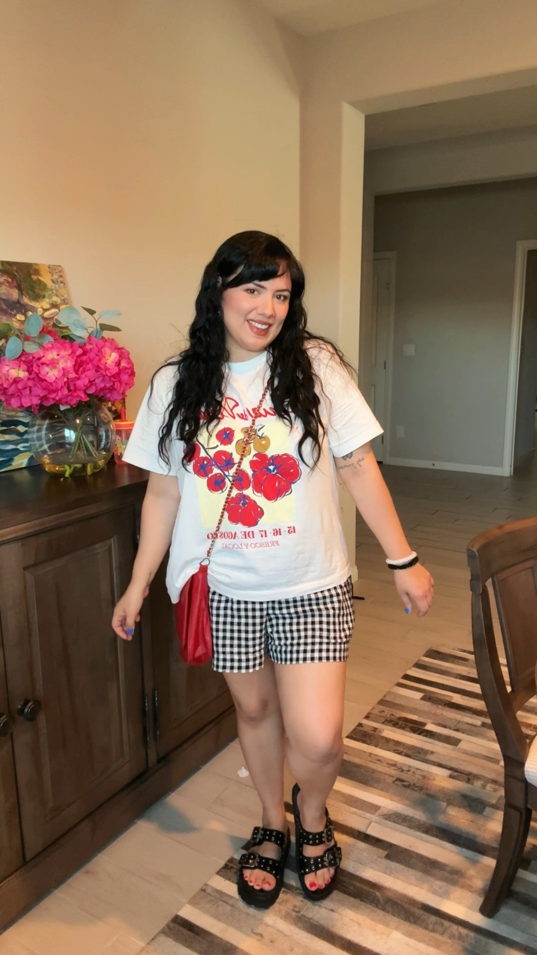 a little outfit transition of what i wore today ♥️ super simple and comfy but perfect for this hot weather. #outfittransition #ootd #midsizeoutfit #summeroutfit

#LTKMidsize #LTKootd #LTKgrwm