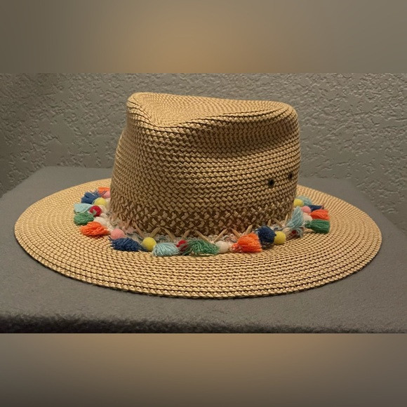 Eric Javits Bahia tassel fedora in excellent condition | Poshmark