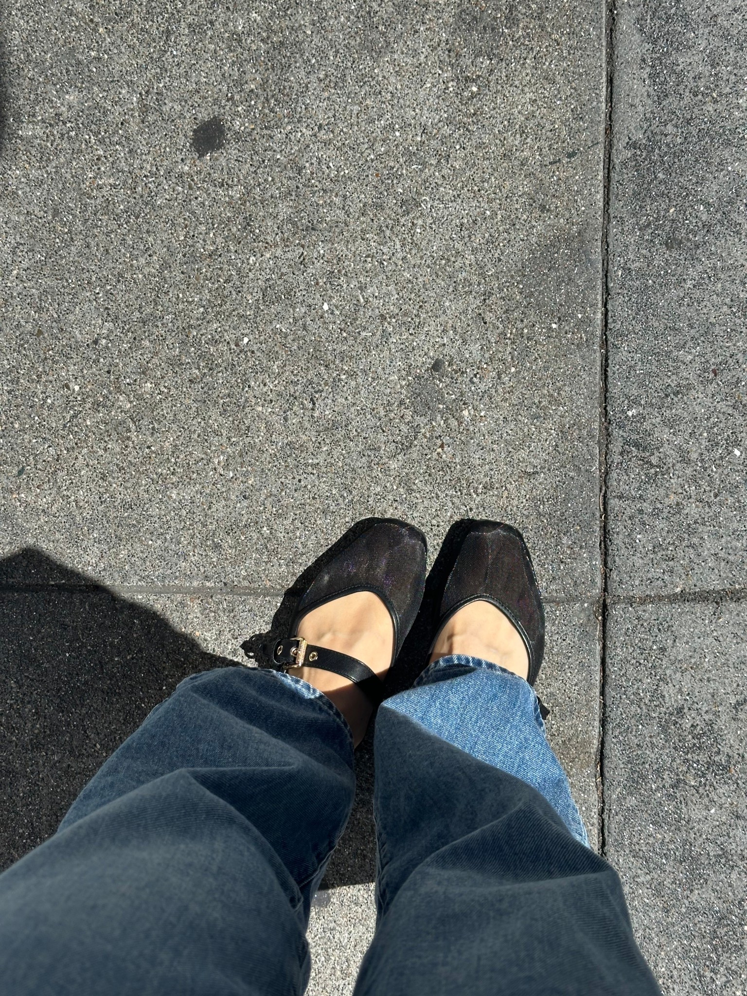 comfiest flats - fits true to size! first fit will feel tight but then it loosens a bit, buckle can be adjusted!