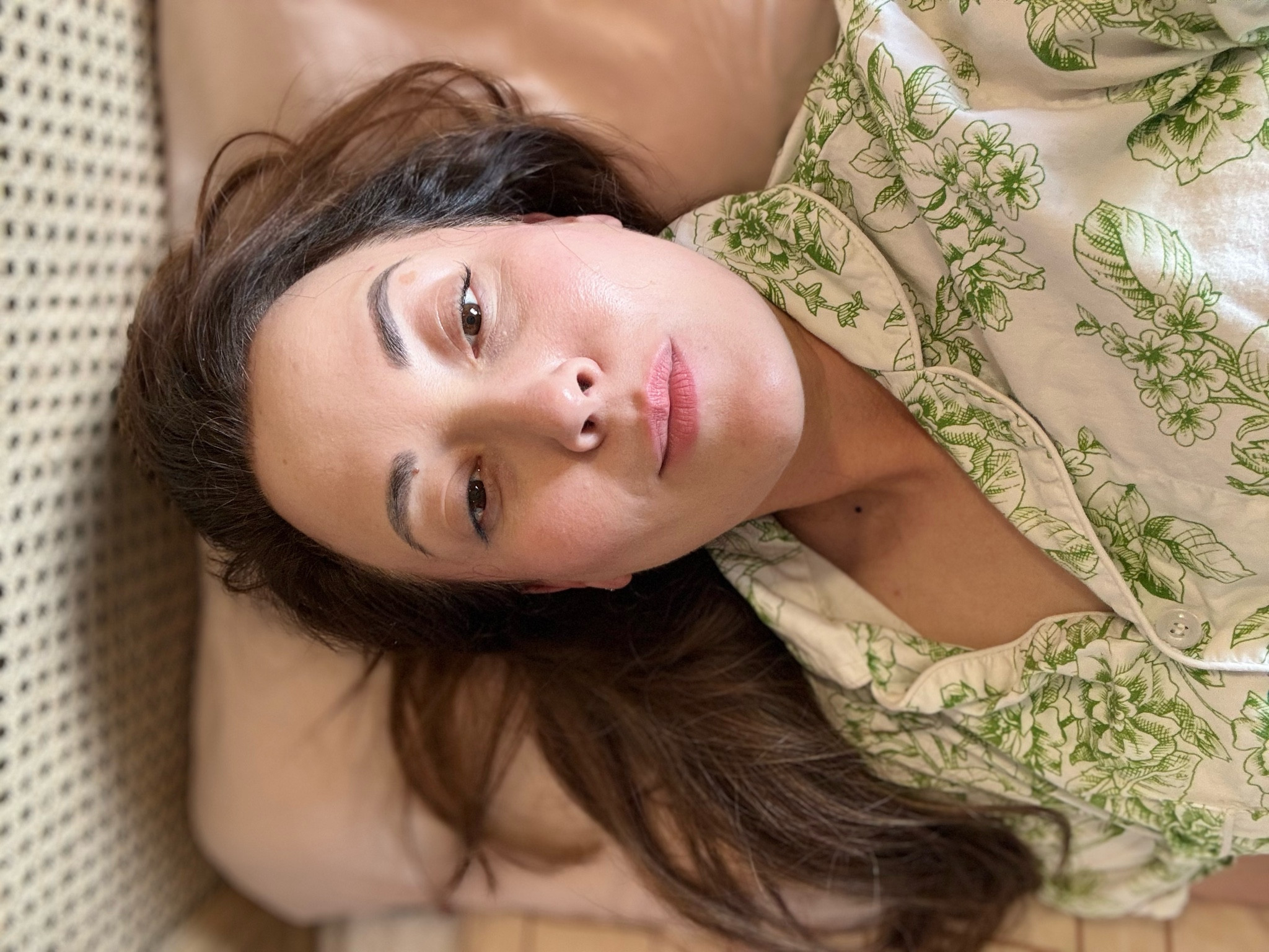 Did you know that the human head weighs 8 pounds? 

Millennials, we all remember that moment in Jerry Maguire—your head actually weighs around 11 pounds, and that weight is pressing on your skin all night long! 😱 Over time, that pressure can cause sleep lines and wrinkles. Enter the Omnia Anti-Wrinkle Pillow—designed to cradle your head, reduce pressure on your face, and help you wake up looking fresh and wrinkle-free. 🙌 It’s 𝘵𝘩𝘦 𝘣𝘭𝘢𝘯𝘬 𝘴𝘱𝘢𝘤𝘦 your skin has been dreaming of! So, say goodbye to those sleep creases and get ready to wake up screaming SHOW ME THE SMOOTH SKIN.  It’s time to make beauty sleep work for you. 
 😉

#OmniaPillow #BeautySleep #JerryMaguireVibes #AntiWrinkle #WakeUpGlowing #Swiftie Linked in stories, bio and my Amazon store.  #cheers

#LTKHome #LTKOver40 #LTKBeauty