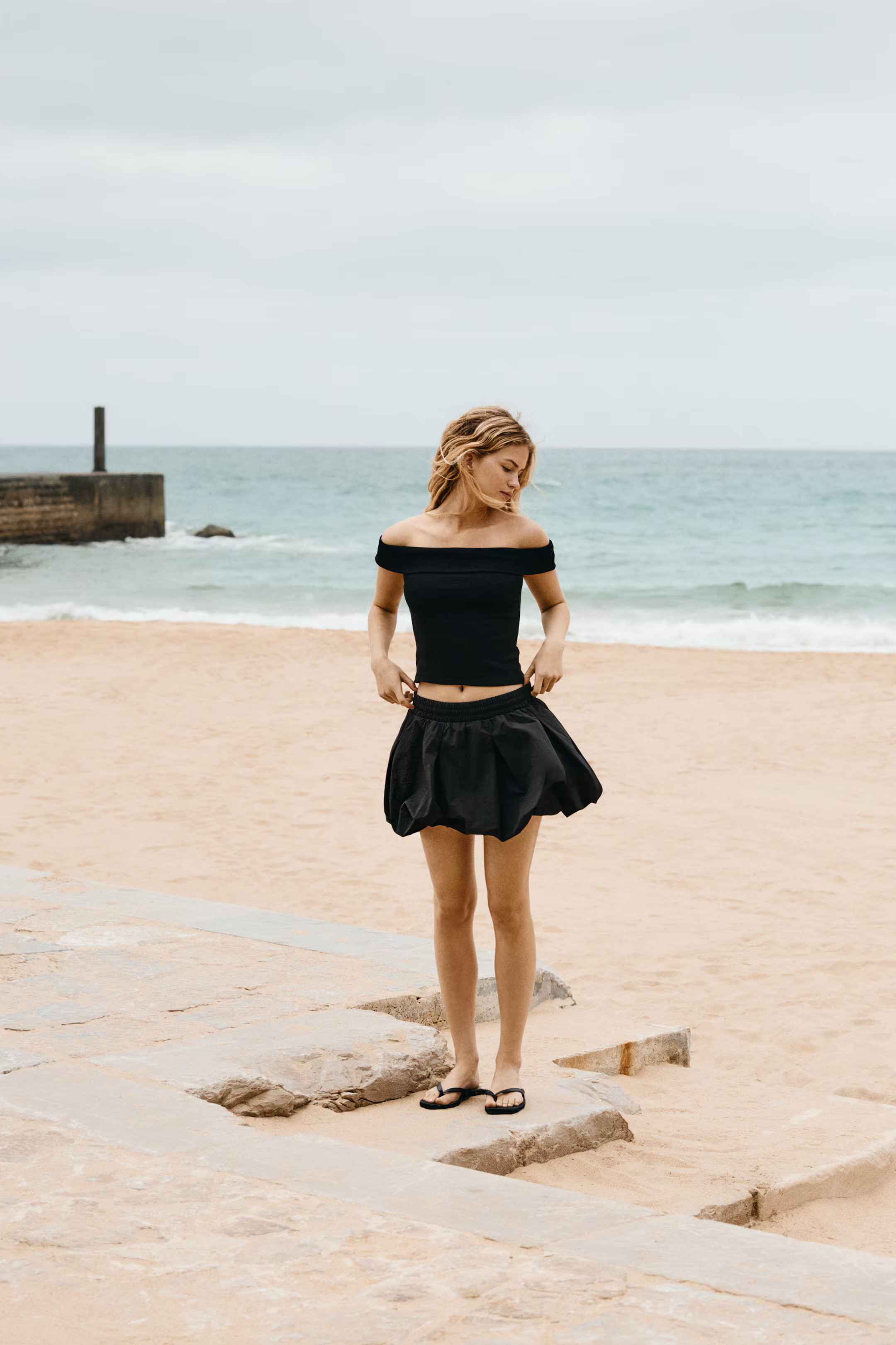 Ribbed Off-the-Shoulder Top | H&M (US + CA)