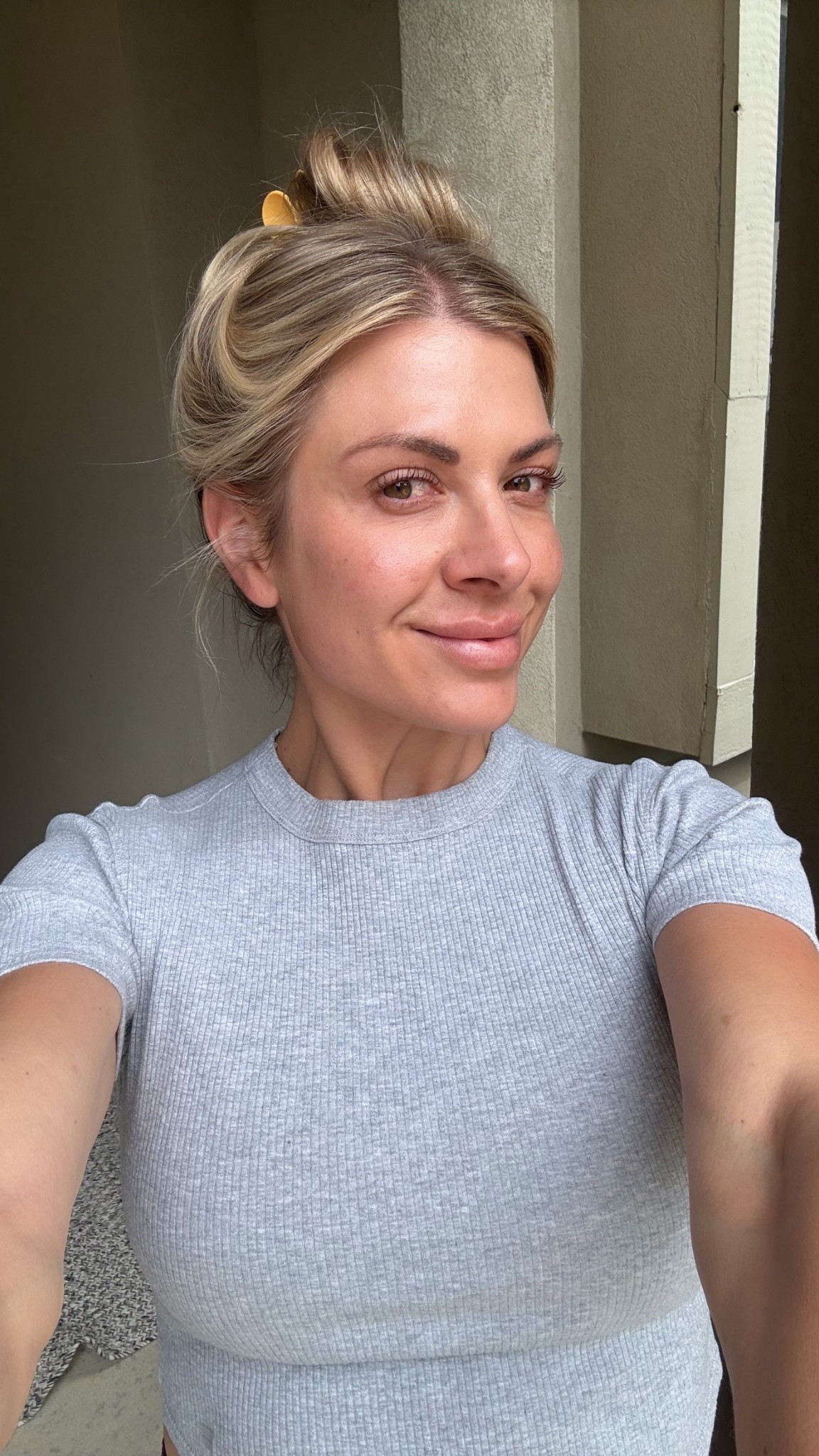 AM Skin Care Routine! 

Oil cleanser- Peach & Lily
Lines- Skin Better
Vitamin C- Skin Better or Colleen Rothschild 
Serum- Medicube or Snail mucin
Moisturizer- Trio Balance Skin Better, Merit Great Skin or Typology Moisturizer
SPF- merit

Use code NICKI20 for 20% off Colleen Rothschild products


#LTKFindsUnder50 #LTKBeauty #LTKFindsUnder100