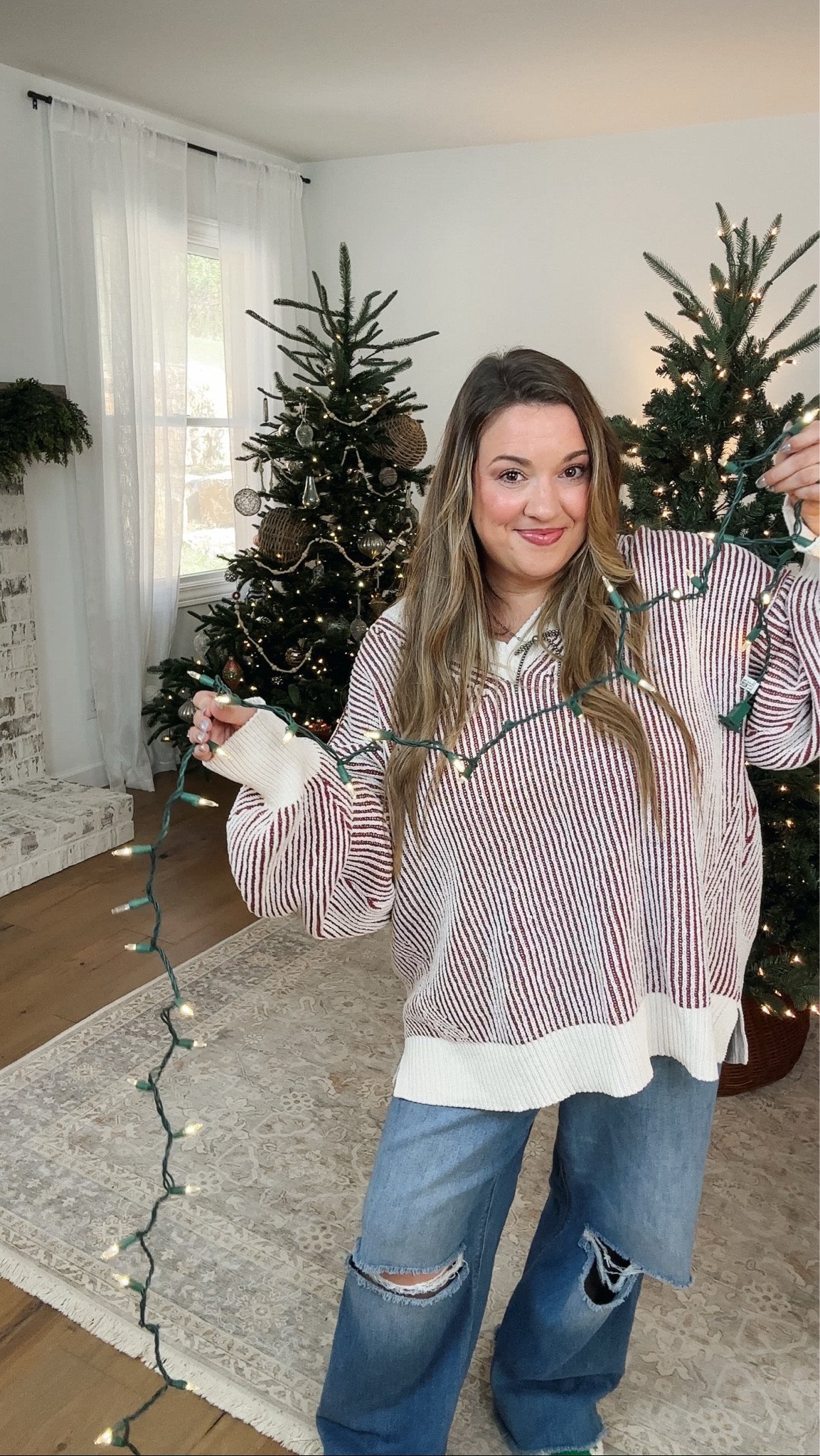 The perfect random twinkle Christmas lights! 🎄

#LTKSeasonal #LTKHoliday #LTKHome