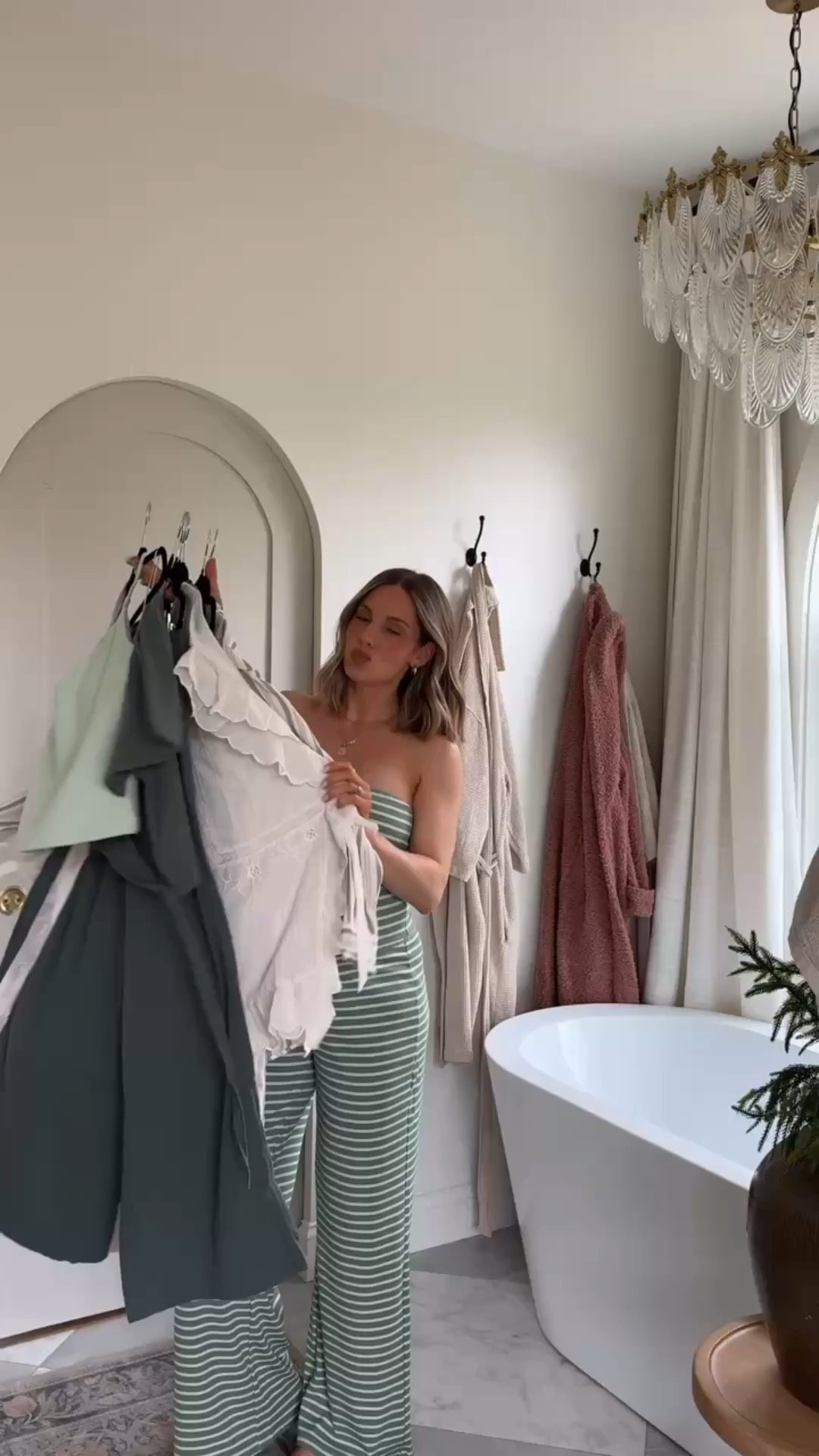 Uh yea hi, I’m gonna need more colors of the green striped set! It’s ribbed and so soft! 😍😍

#aerie #maternity #bumpfashion #loungewear #activewear #casual

#LTKBump #LTKxAerie #LTKdayinmylife