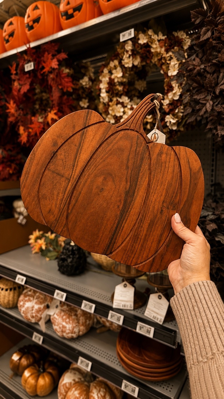 Would be so pretty displayed on a kitchen counter