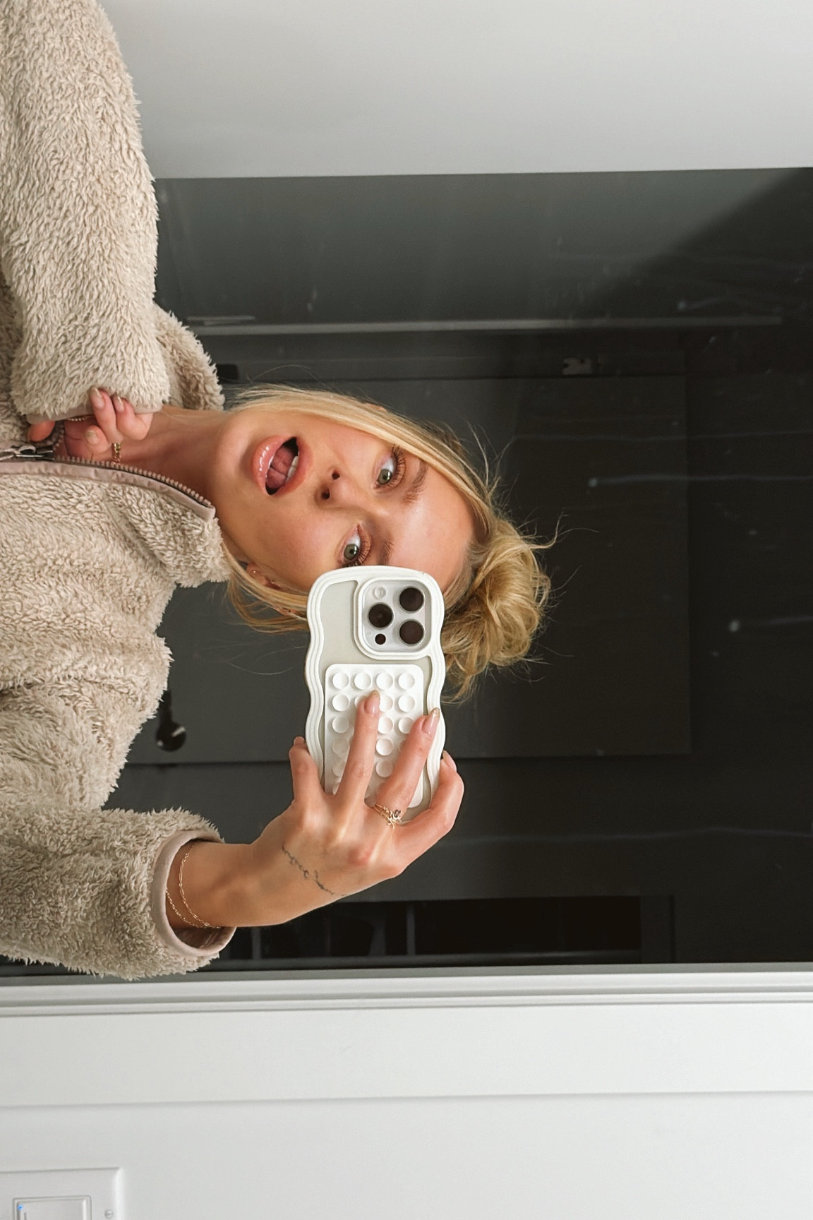 everyday makeup (USA) 

#LTKSeasonal #LTKBeauty #LTKGiftGuide