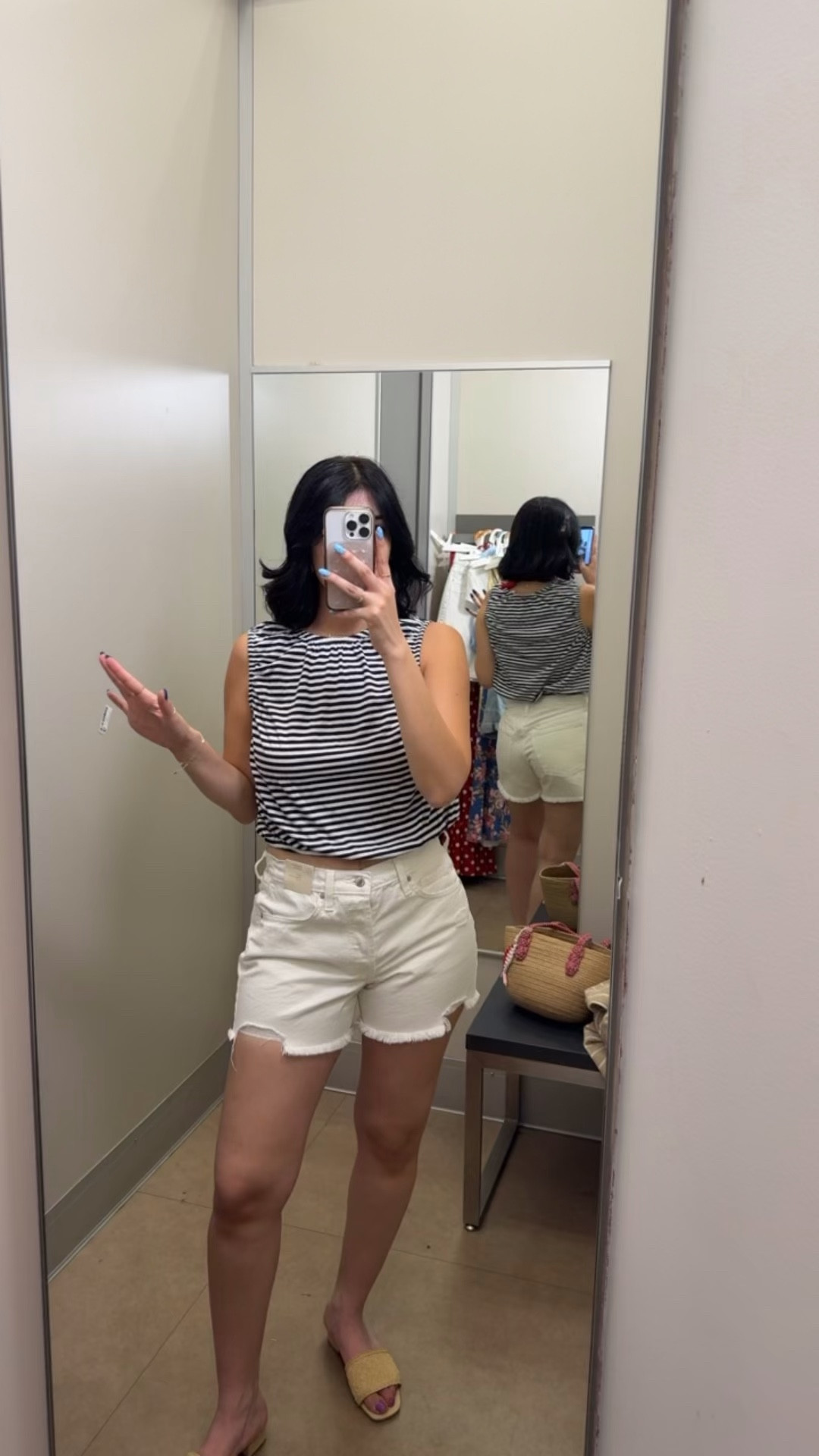 Loving how these white shorts fit 👏🏼💗 

#LTKMidsize #LTKSeasonal