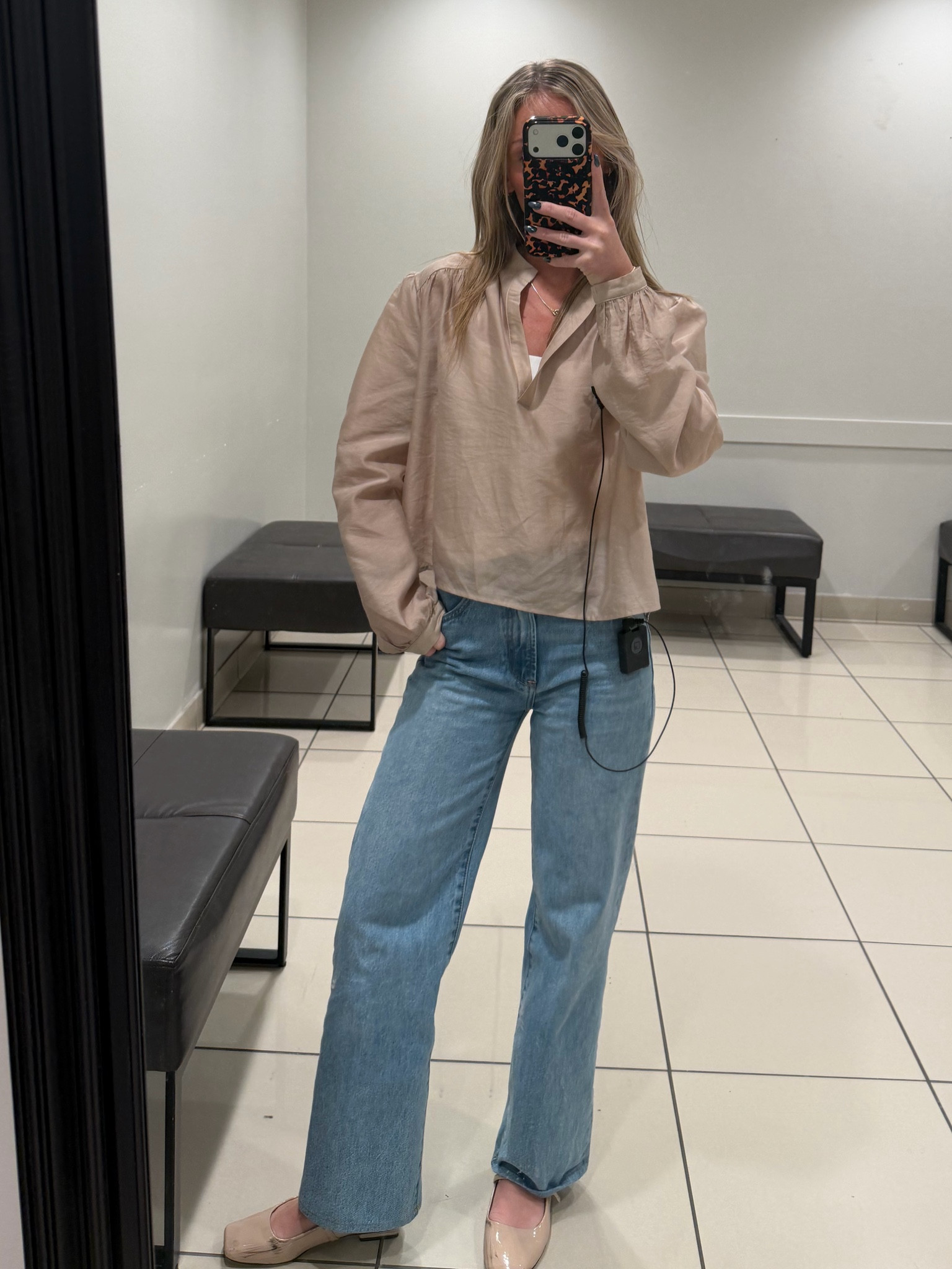 Today’s work OOTD  

#LTKootd #LTKgrwm #LTKHoliday