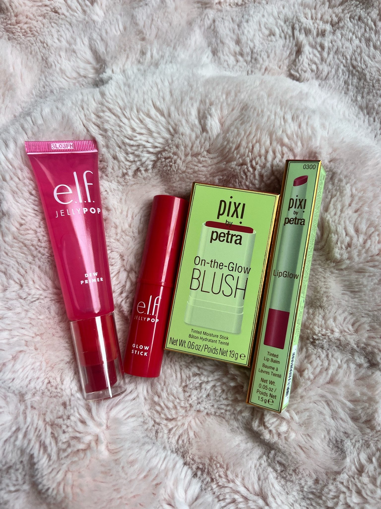 Summer makeup essentials 

#LTKBeauty #LTKFindsUnder100 #LTKGiftGuide