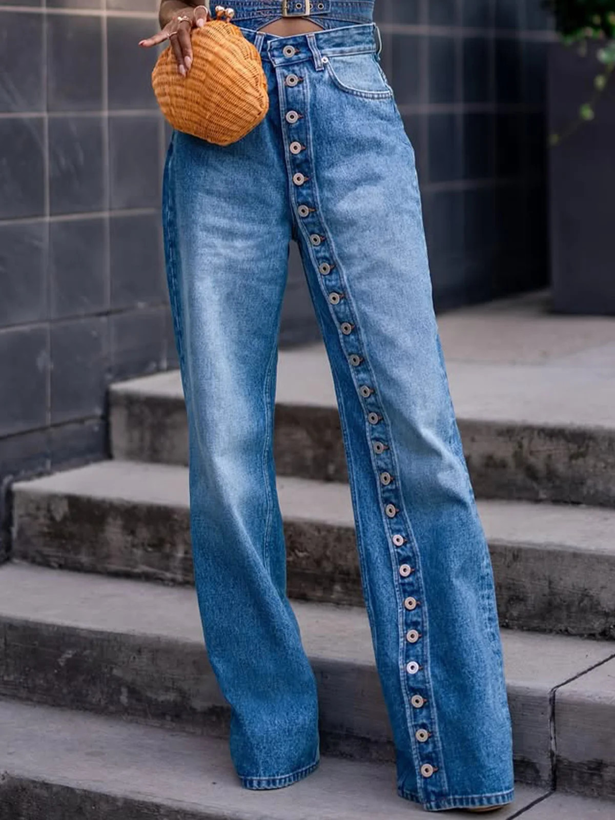 Buckle Detail Straight-Leg Denim Jeans | Stylewe