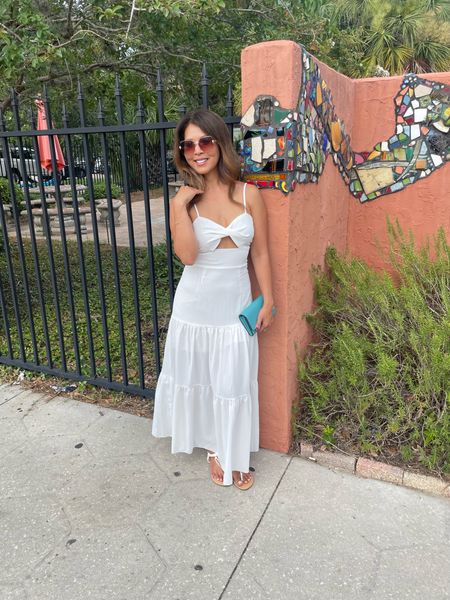 White twist Front cut out maxi dress | size small 

#LTKunder50 #LTKstyletip