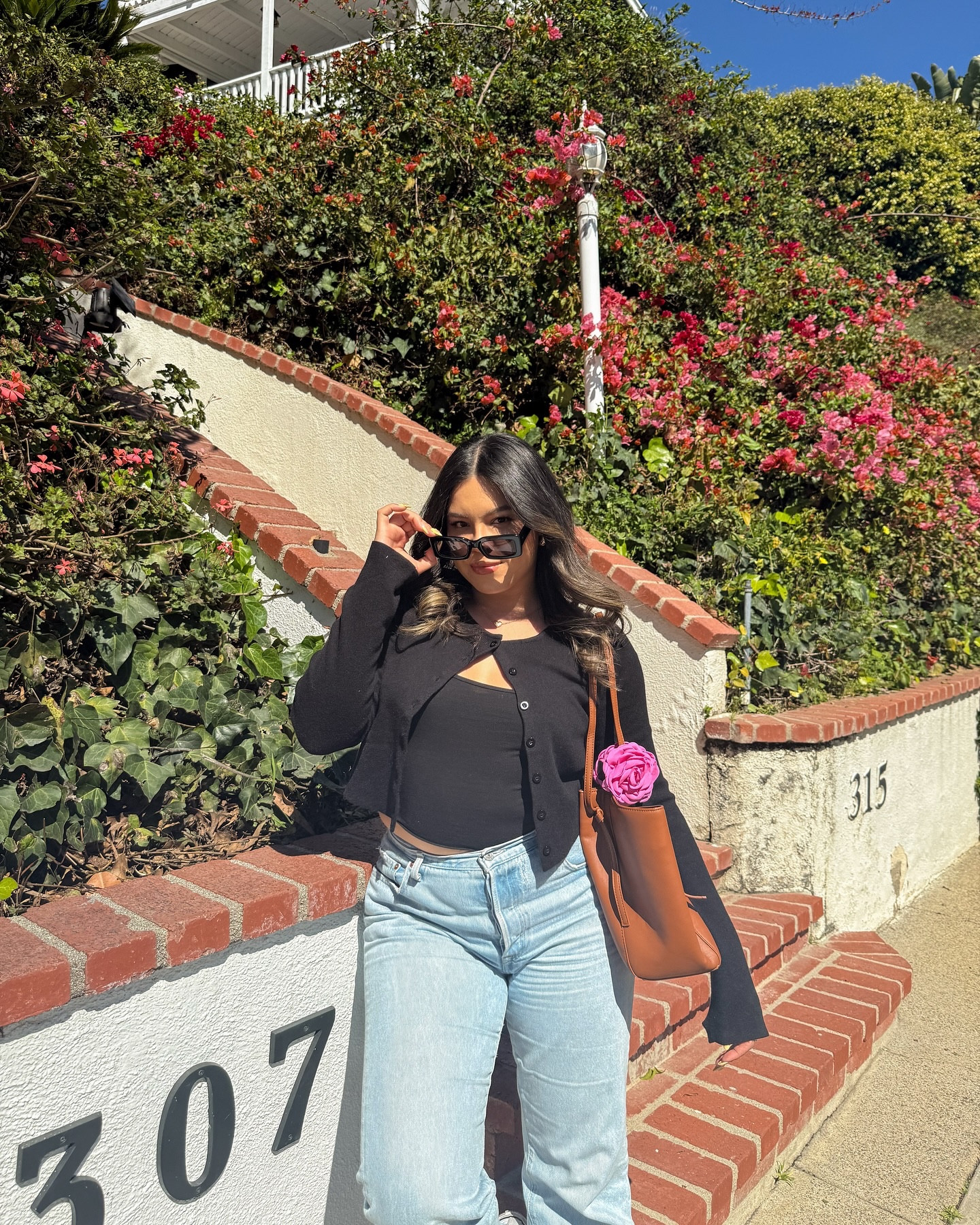 Don’t mind me a cardigan with some jeans. Keeping it casual 🫶

#springfashion #springcasual #casualstyles #springootd #springpants

#LTKSeasonal #LTKMidsize #LTKSaleAlert