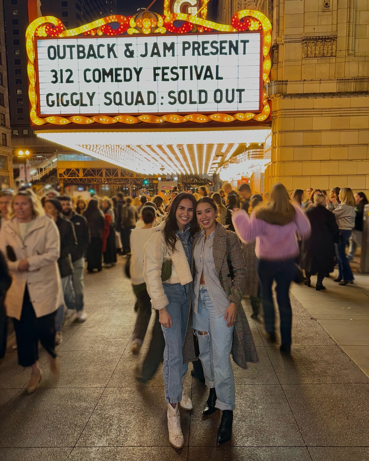 The squad was in town (@giggly.squad)


#podcastliveshow #cityoutfit #gigglysquad #besties

#LTKWorkwear #LTKStyleTip #LTKFamily