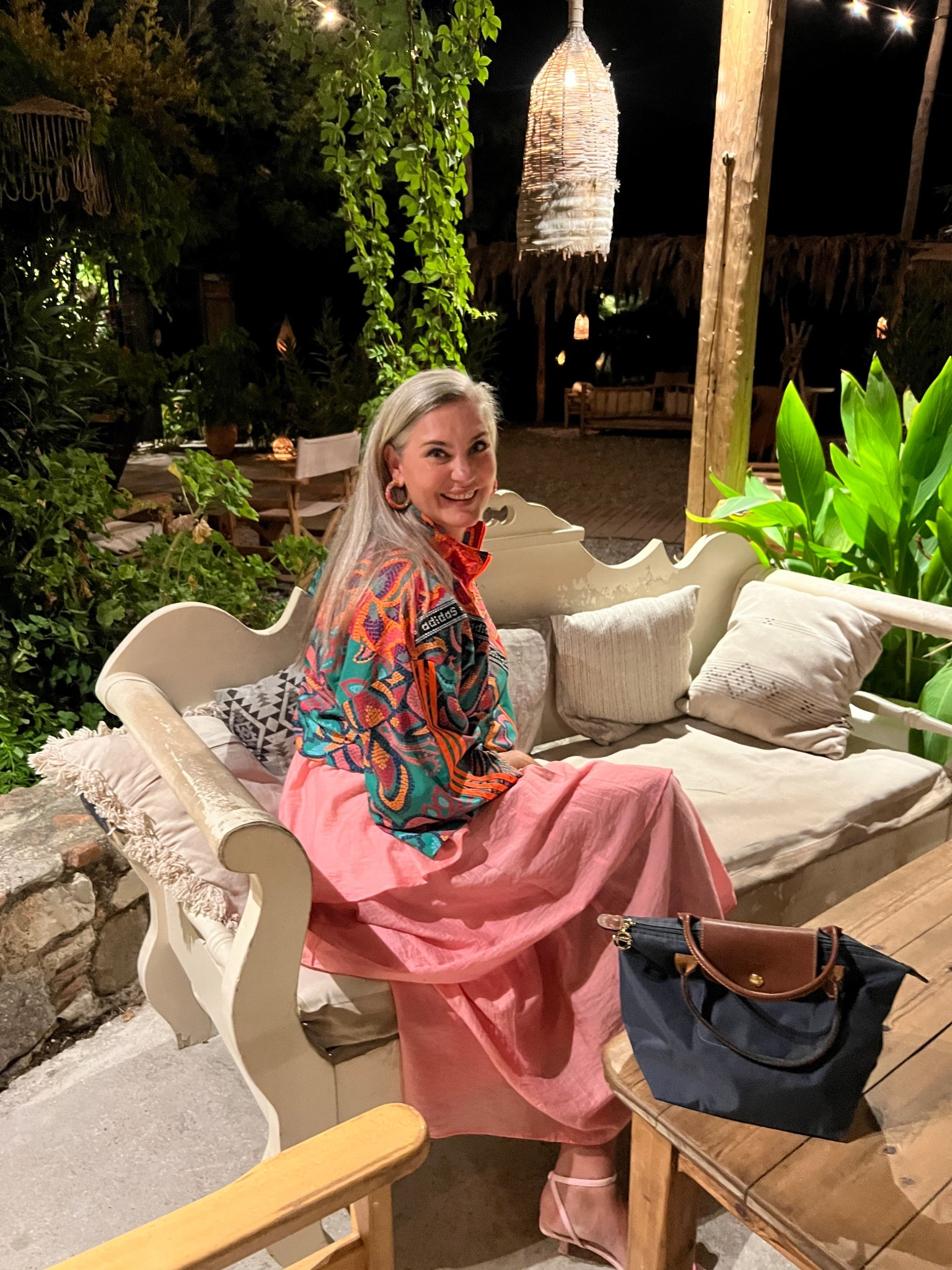 OOTN - pretty pink dress paired with Adidas x Fram Rio jacket and kitten heels with flower detail. Longchamp le Pliage bag. 



#LTKeurope #LTKnederlands #LTKtravel