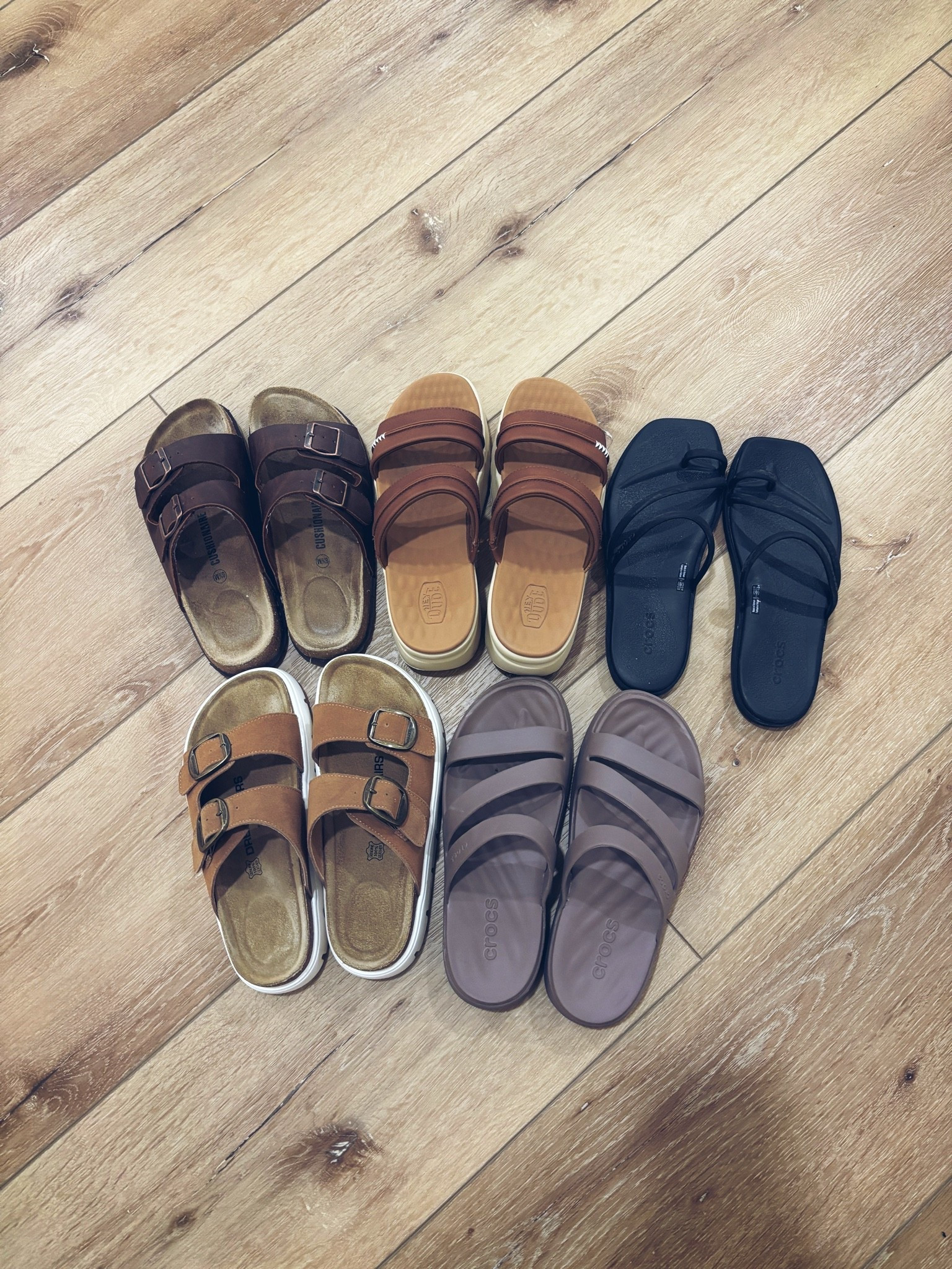 Sandals of the summer you need☀️ These are my go to’s…you’ll be seeing me in one of these all summer long.

#LTKgrwm #LTKootd #LTKmomlife