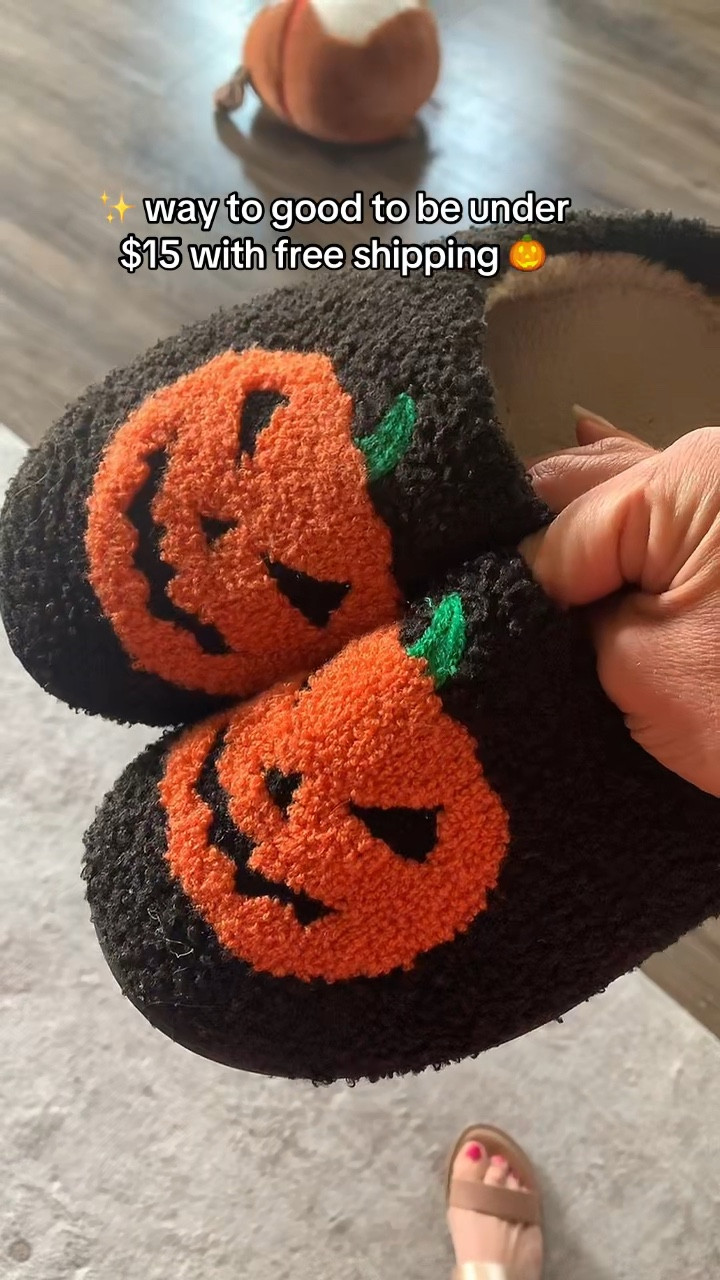 hard sole bottoms slippers | women’s Halloween slippers | men’s Halloween slippers | Christmas slippers #slippers #holidayslippers #womensslippers #mensslippers

#LTKShoeCrush #LTKSeasonal