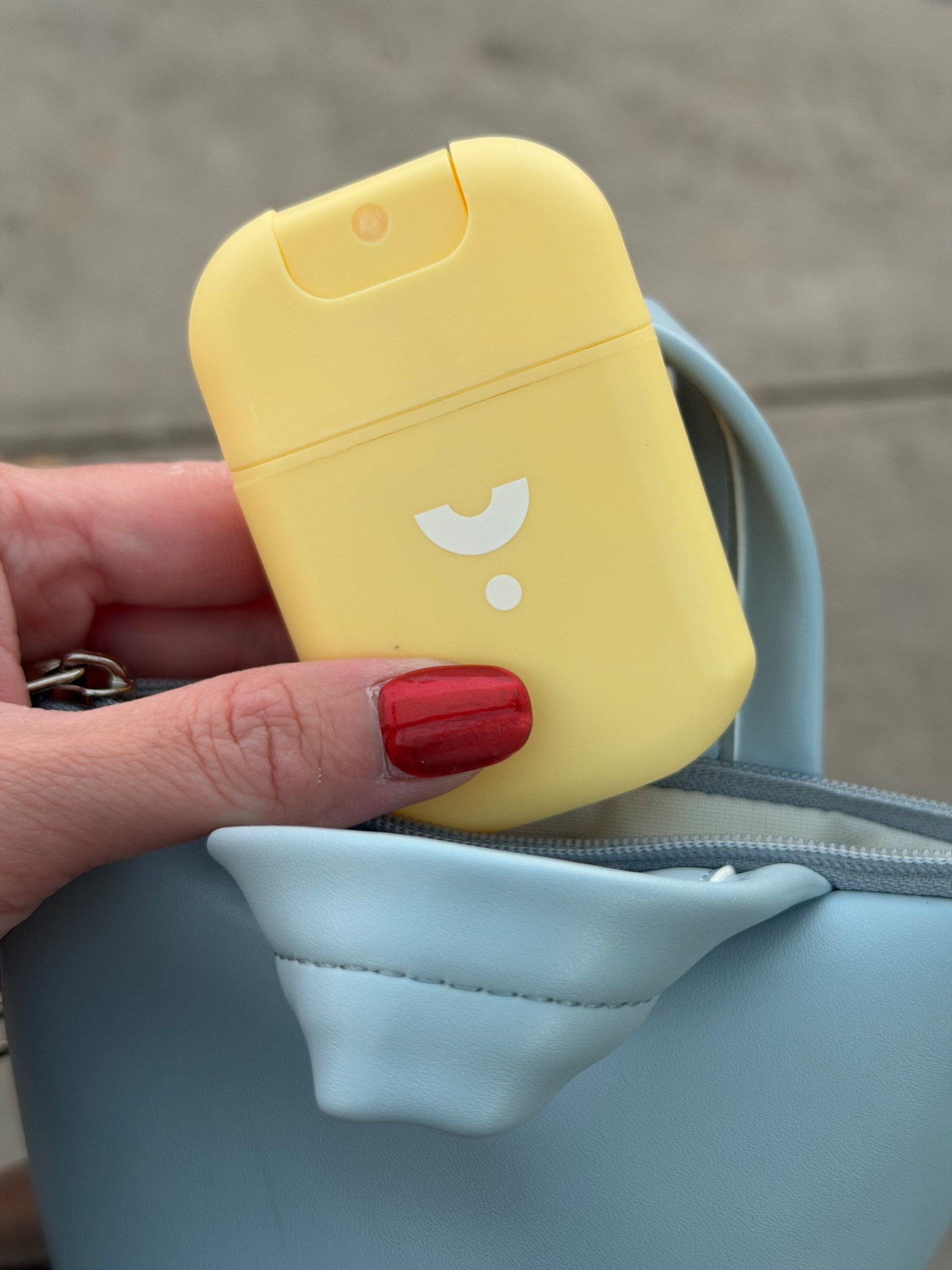 My current fave pocket perfume is tiny but powerful. It’s my instant “freshen up” moment—light, chic, and just enough to make you smell put-together even on the busiest mom days. One quick spritz and you’re good as new. ✨

SHOP my link for 15% off your order!
https://ydimension.co/LOVELIFEBEAUTYBLOG

#LTKselfcare #LTKBeauty #LTKGiftGuide