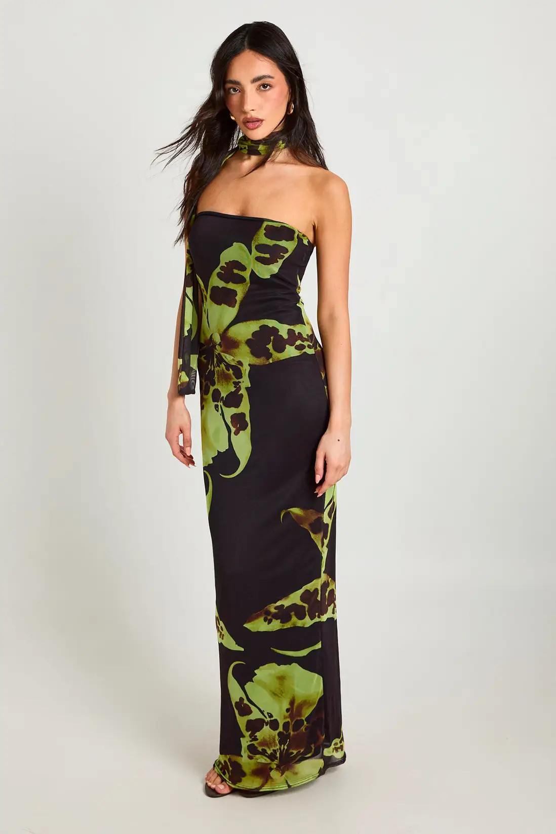 Black Large Floral Bandeau Scarf Detail Midaxi Dress | Boohoo | Boohoo.com (UK & IE)