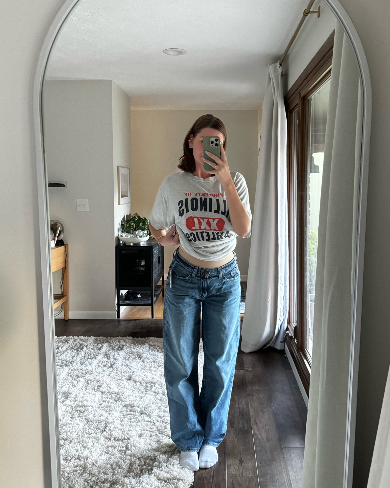 mid rise baggy jeans for fall on sale 🍂🏈 wearing a size 4 in the medium wash

#LTKSaleAlert #LTKStyleTip #LTKSeasonal