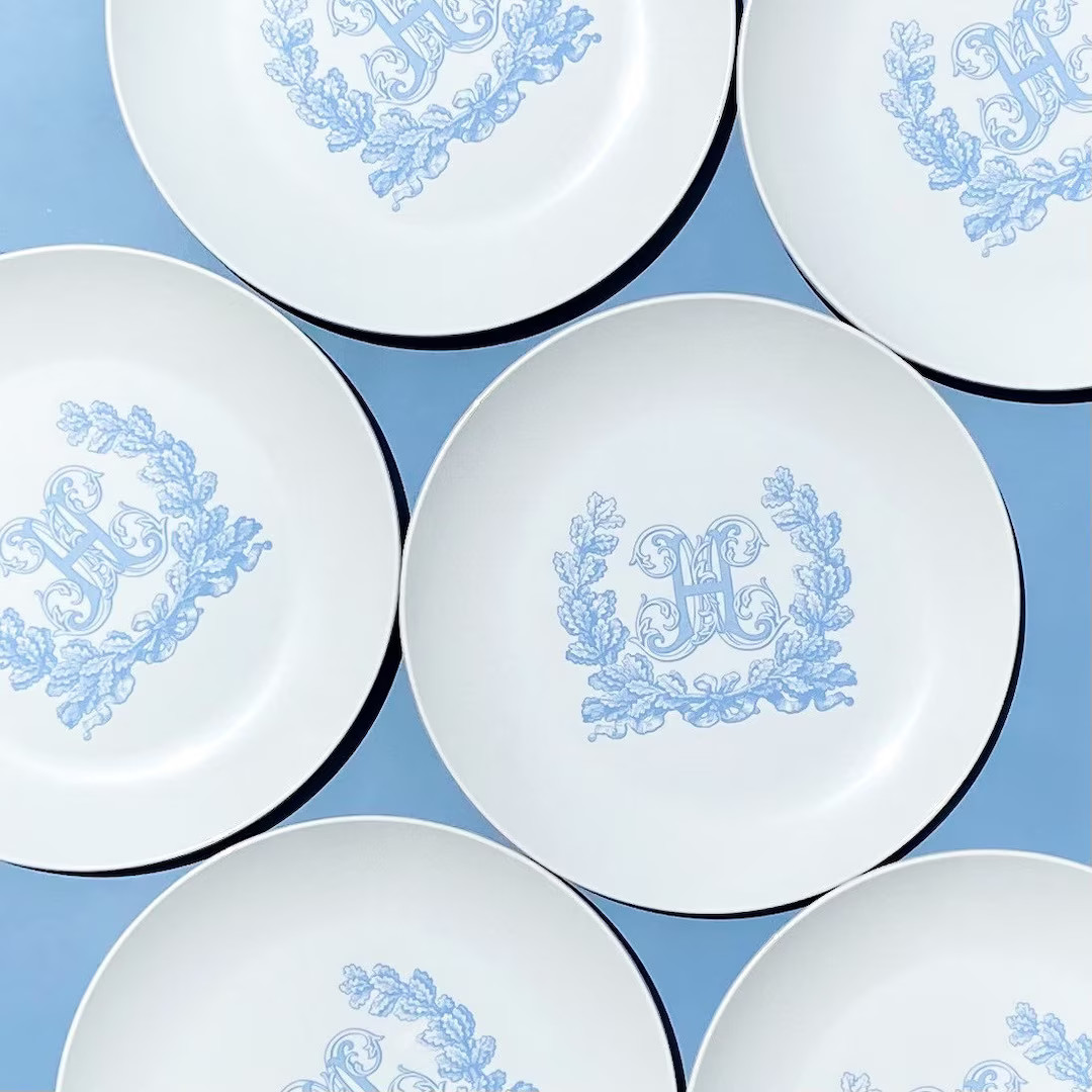 Elegant Monogrammed Outdoor Plates - Make a Set - Table Scape - Wedding - Engagement - Birthday -... | Etsy (US)