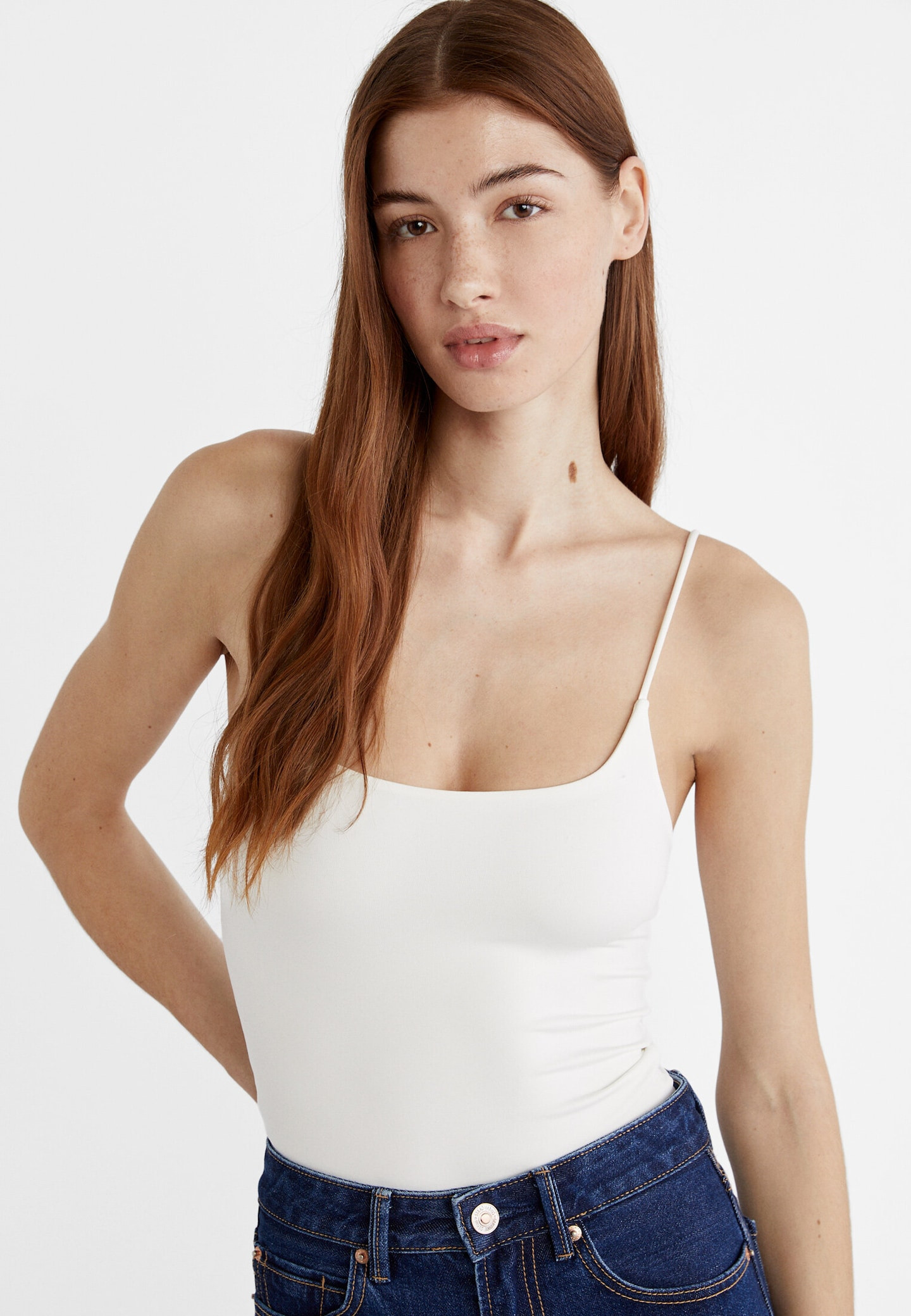 Body mit Spaghettiträgern - T-shirts für Damen | Stradivarius Deutschland | Stradivarius DE