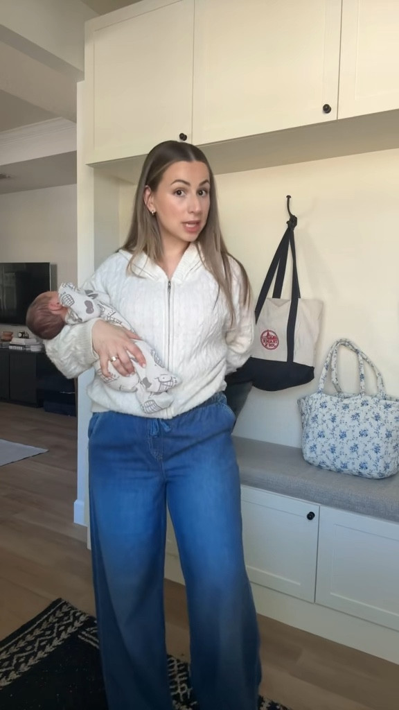 Love these Gap pants! 

#LTKmomlife #LTKootd #LTKgrwm