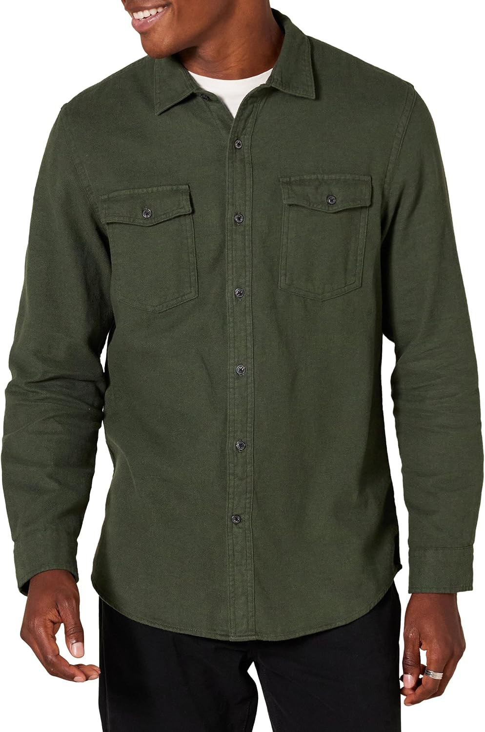 Amazon Essentials Men's Slim-Fit Flannel Long-Sleeve Shirt, Two-Pocket, Plaid | Amazon (US)