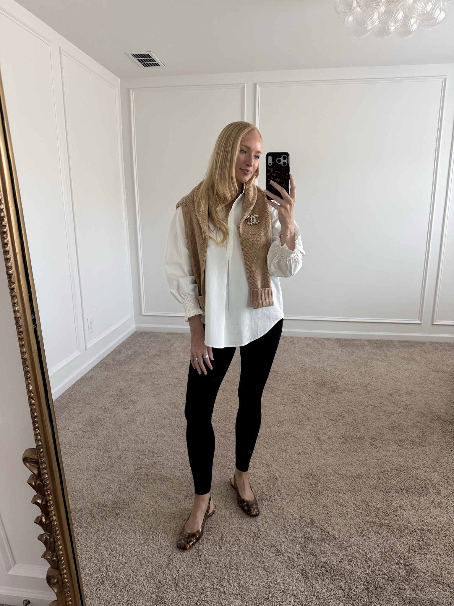 Comfortable Thanksgiving outfit styling leggings! 

Legging outfits // fall flats // cashmere sweater 

#LTKCyberWeek #LTKootd #LTKSeasonal