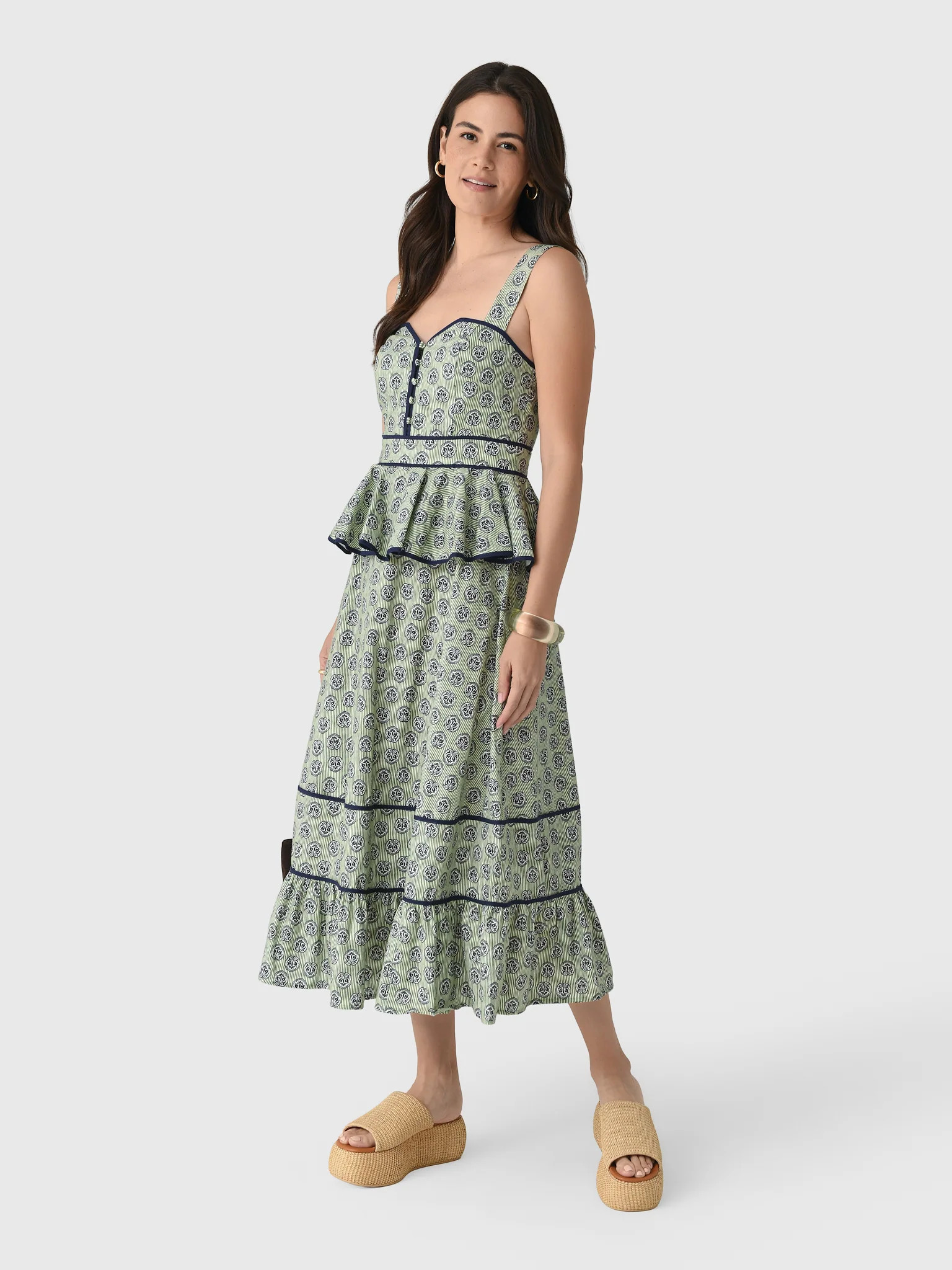 HUNTER BELL
                      
                     Women's Lacey Dress | Saint Bernard