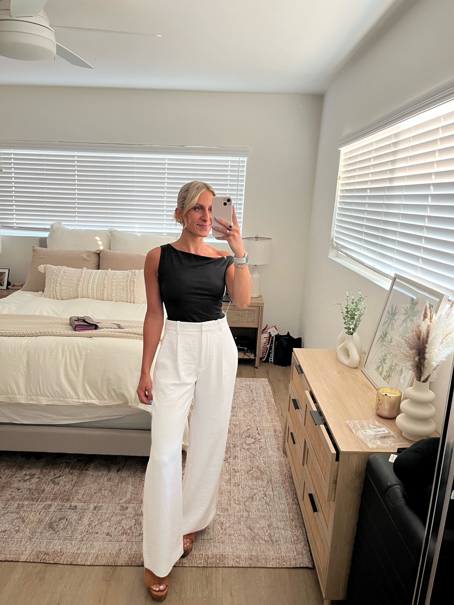 Pants are true to size, wearing a 24 regular from Abercrombie 

#LTKFindsUnder100 #LTKSaleAlert #LTKStyleTip